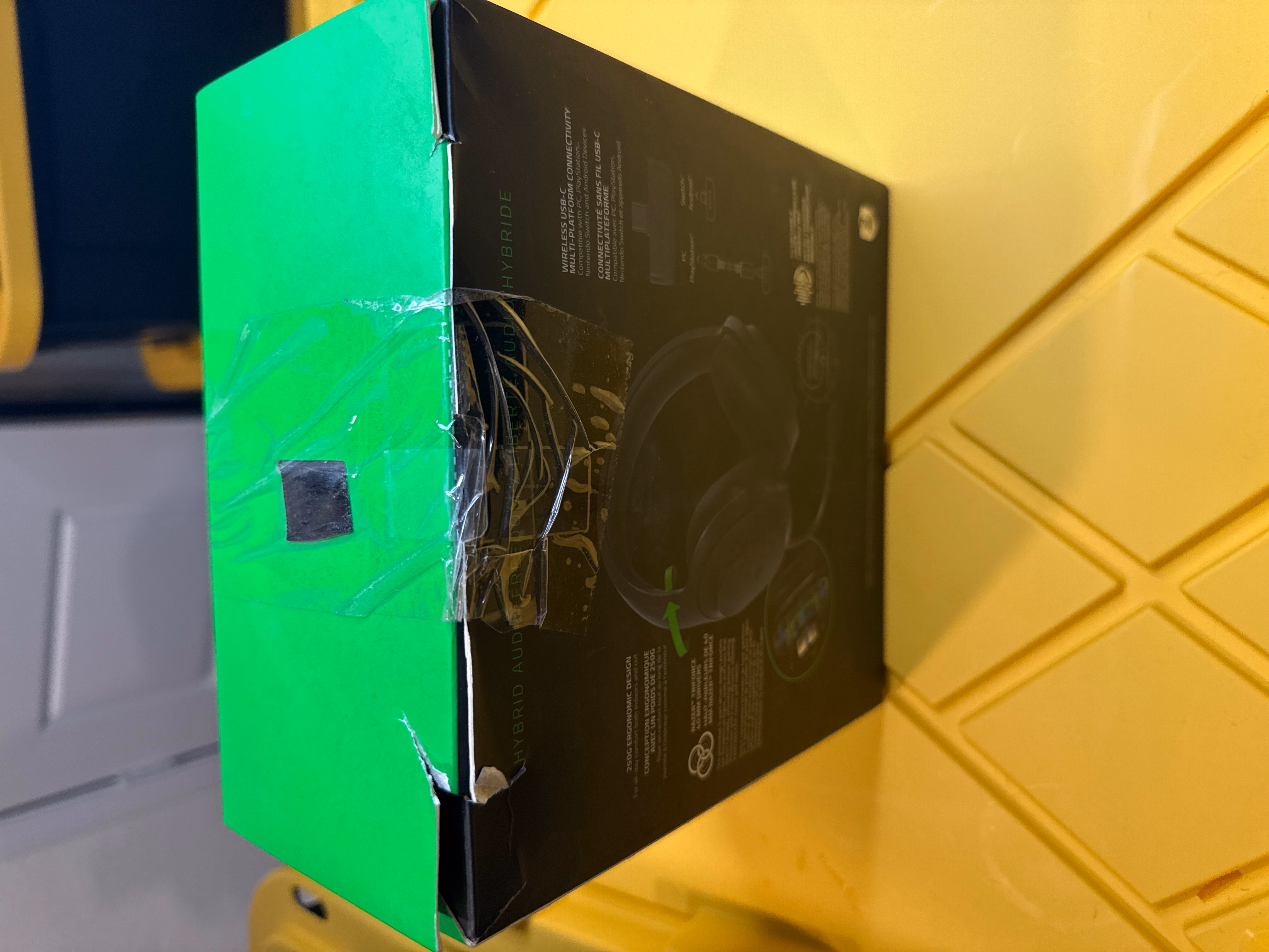 Razer Barracuda X Wireless Multi-Platform Gaming and Mobile Black thumbnail 4