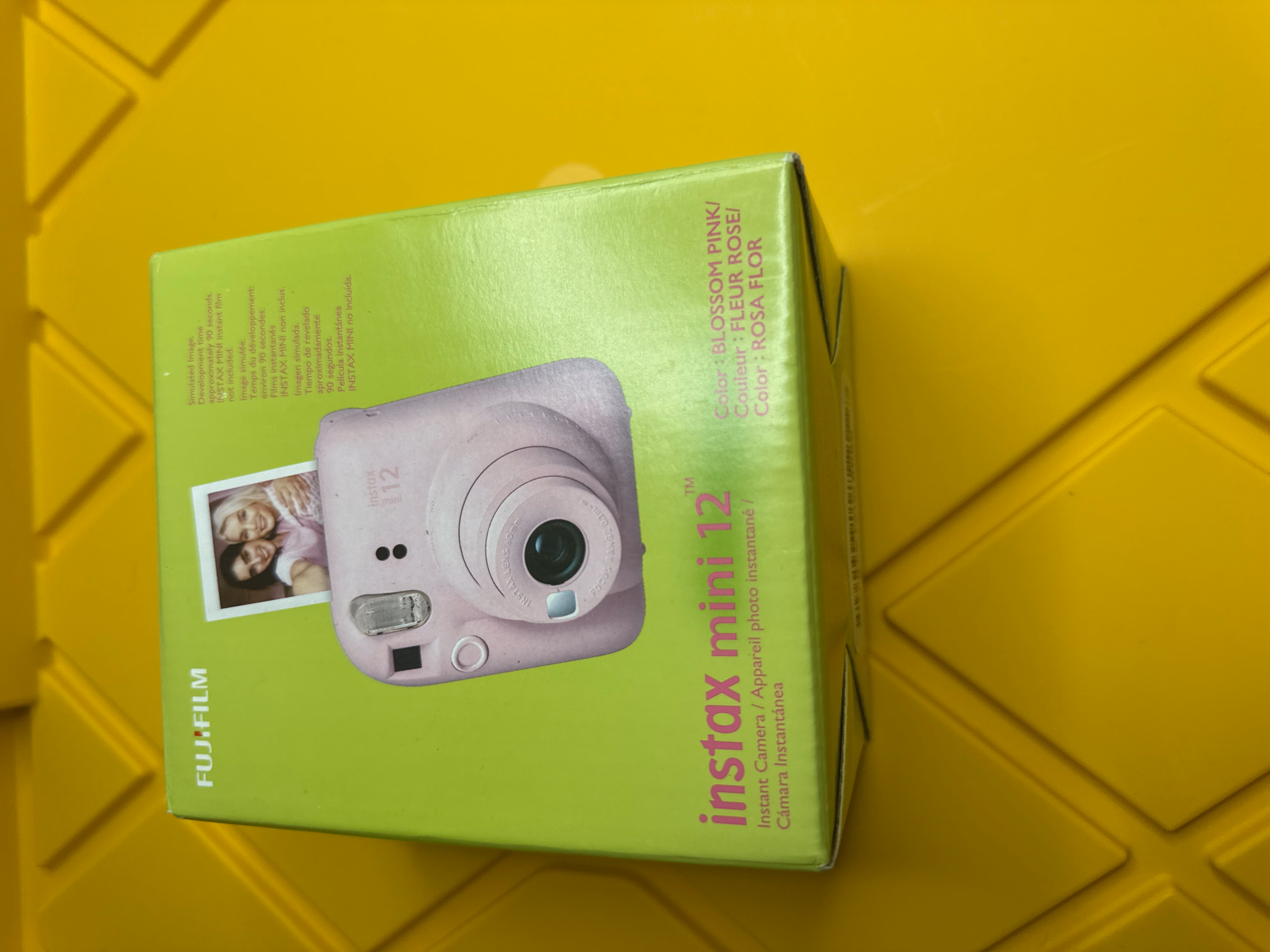 Fujifilm Instax Mini 12 Instant Camera FJMINI12BLS Blossom Pink | Unit 4686 thumbnail 2