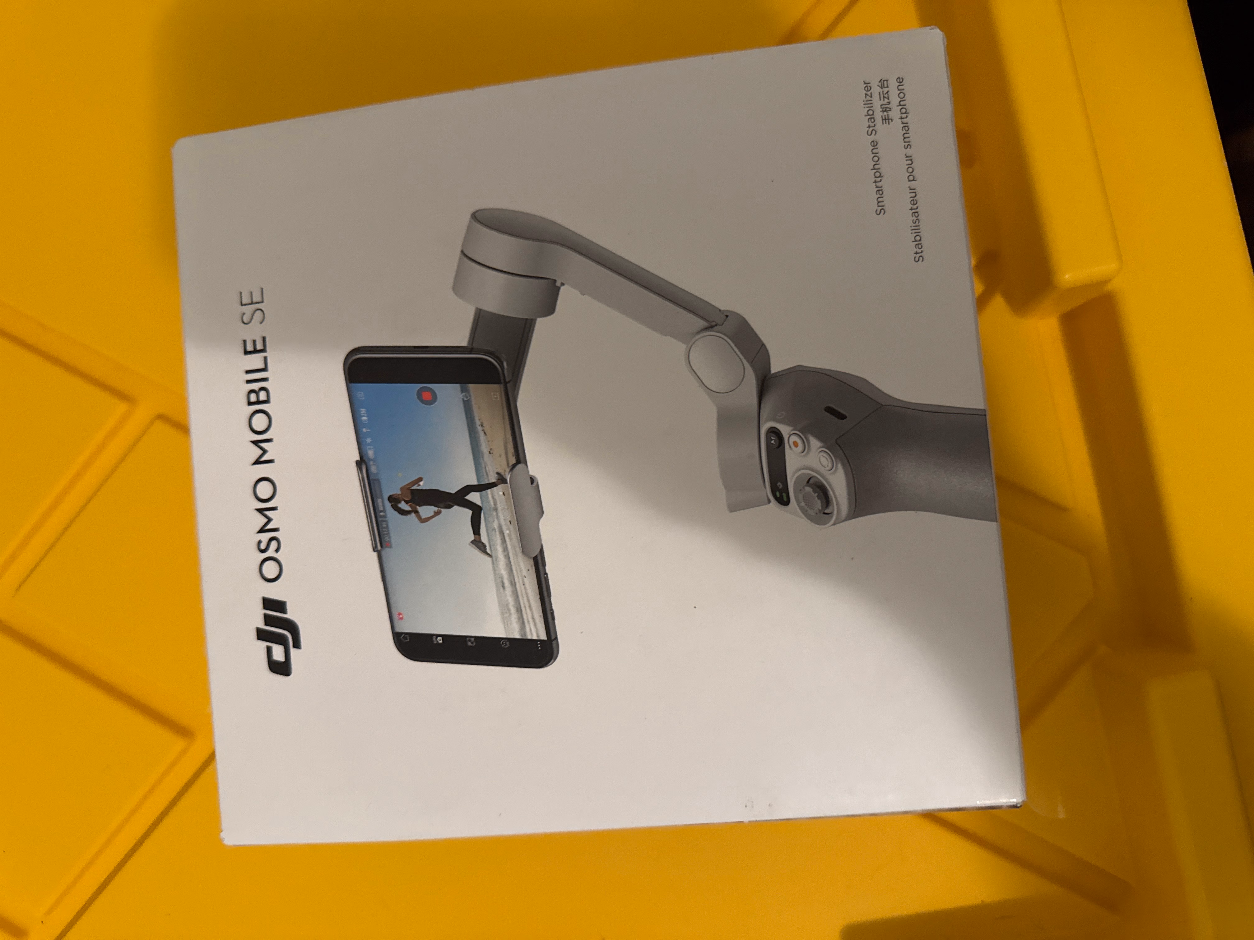 DJI Osmo Mobile SE Built-in Tripod Android Selfie Stick thumbnail 2