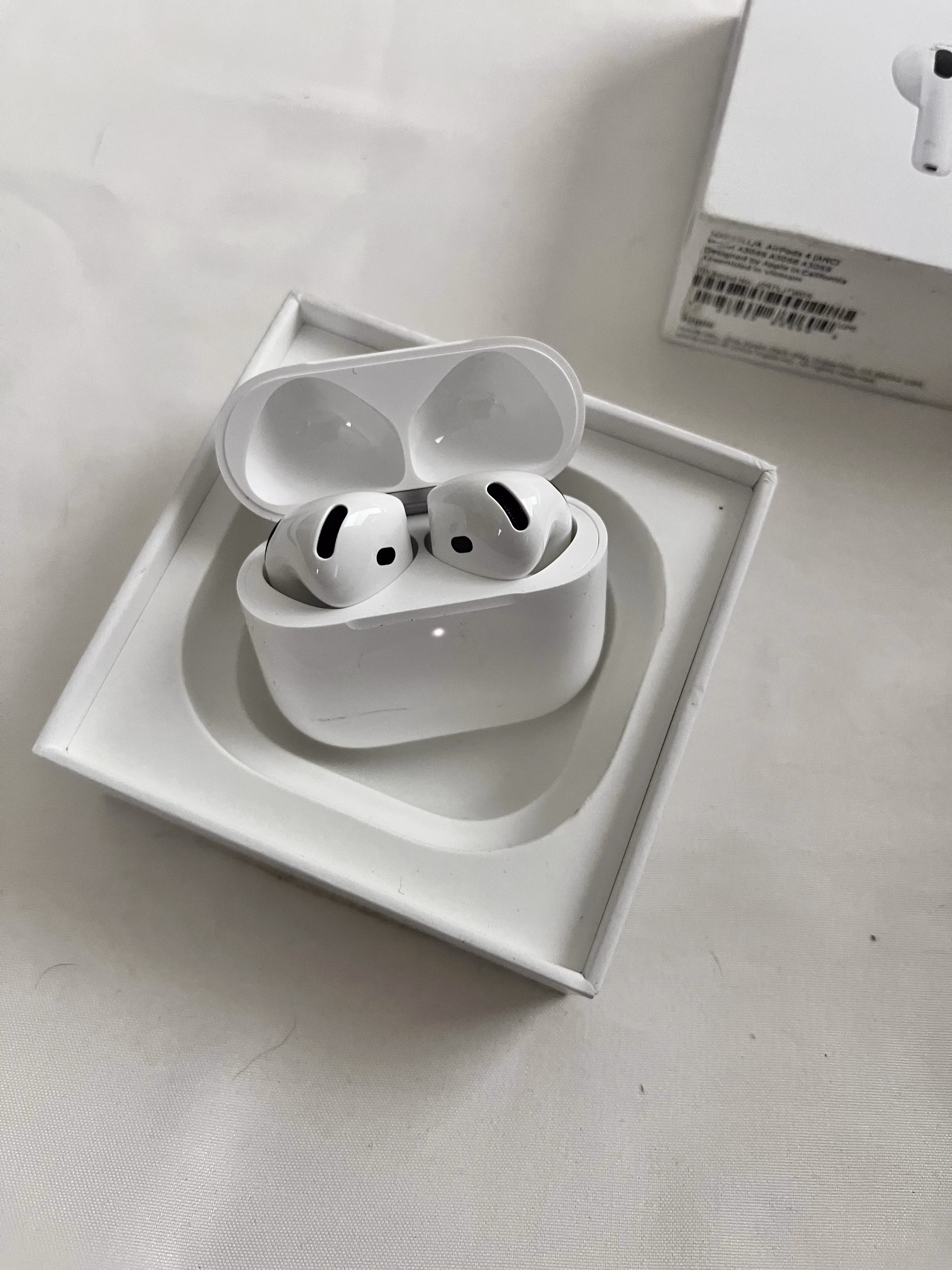 Apple AirPods 4 Wireless Earbuds, Bluetooth Headphones, with Active Noise Cancellation, Adaptive, Transparency Mode, Personalized Spatial Audio, USB-C Charging Case, Wireless Charging, H2 Chip thumbnail 5
