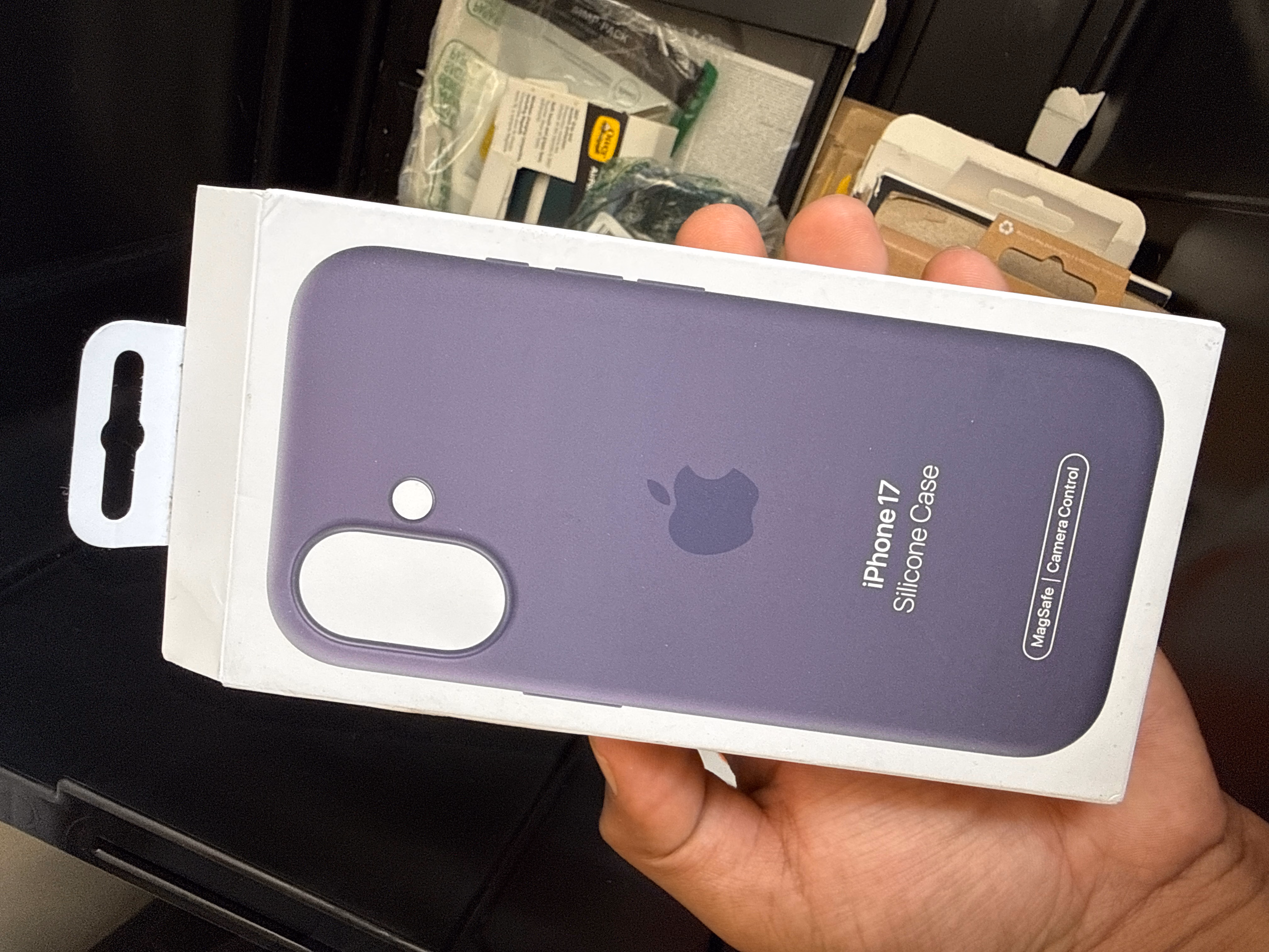 Apple iPhone 17 Silicone Case with MagSafe and Camera MGF04ZM/A Purple Fog thumbnail 2