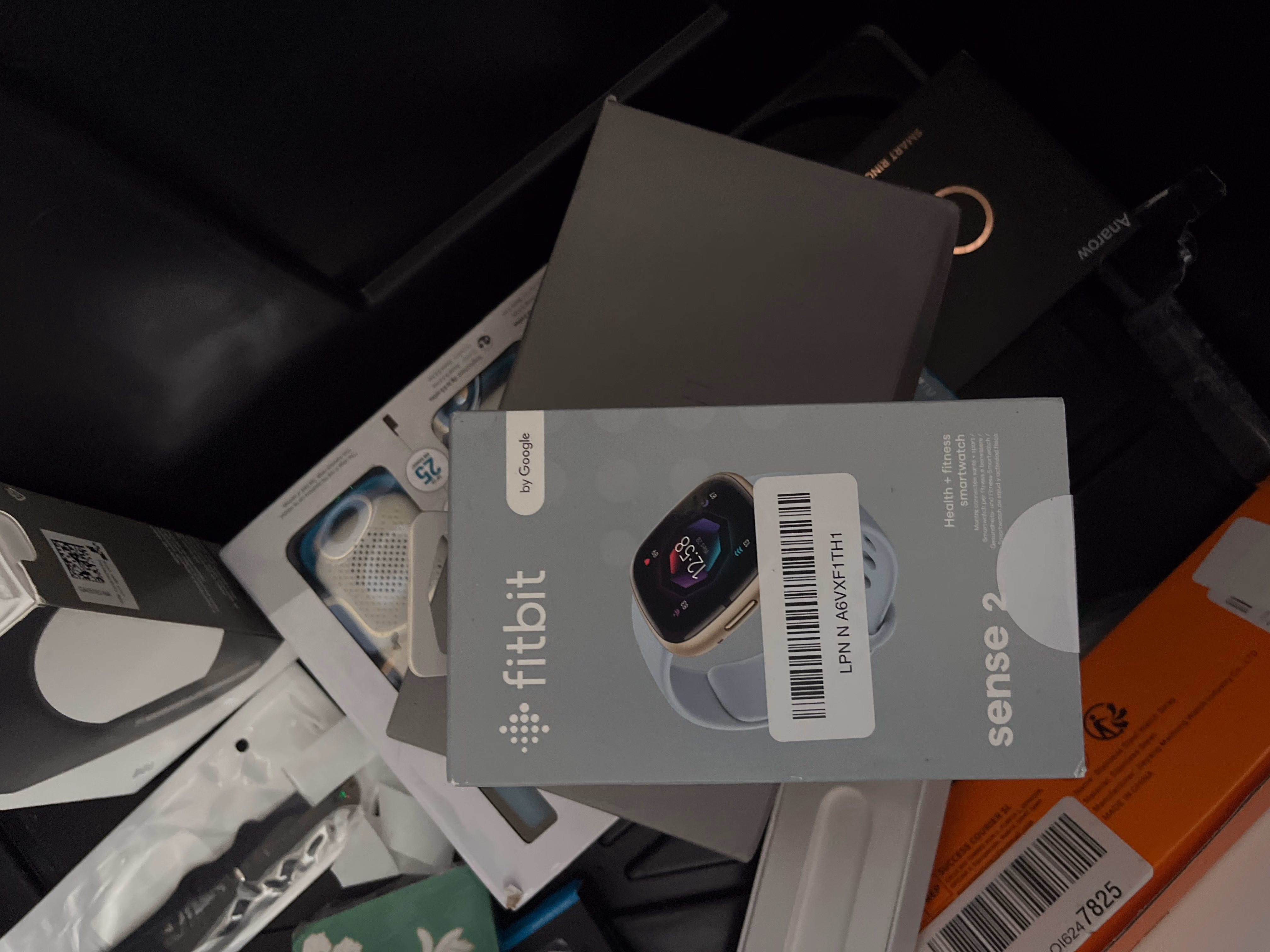 Fitbit Sense 2 Advanced Health and Fitness Blue Mist/Pale Gold thumbnail 2