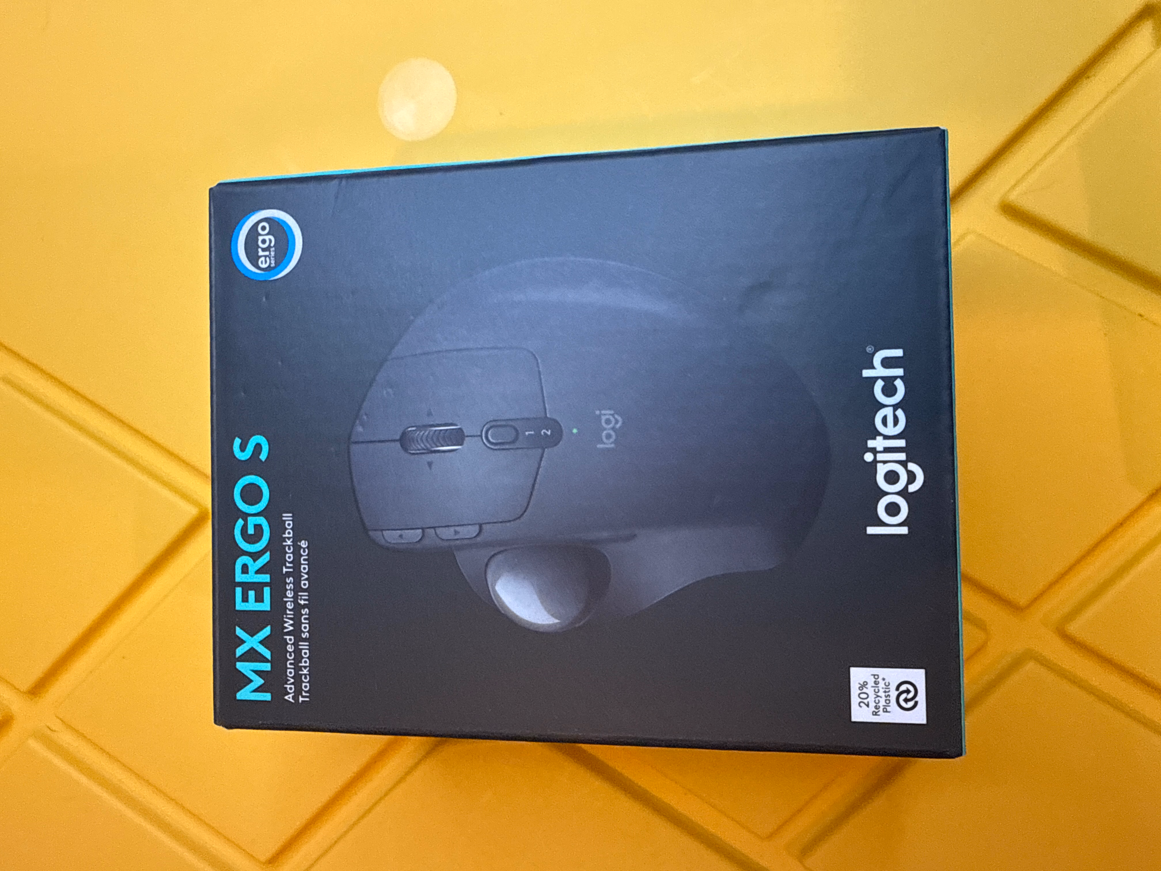 Logitech MX Ergo S Advanced Wireless Trackball Mouse Graphite thumbnail 2