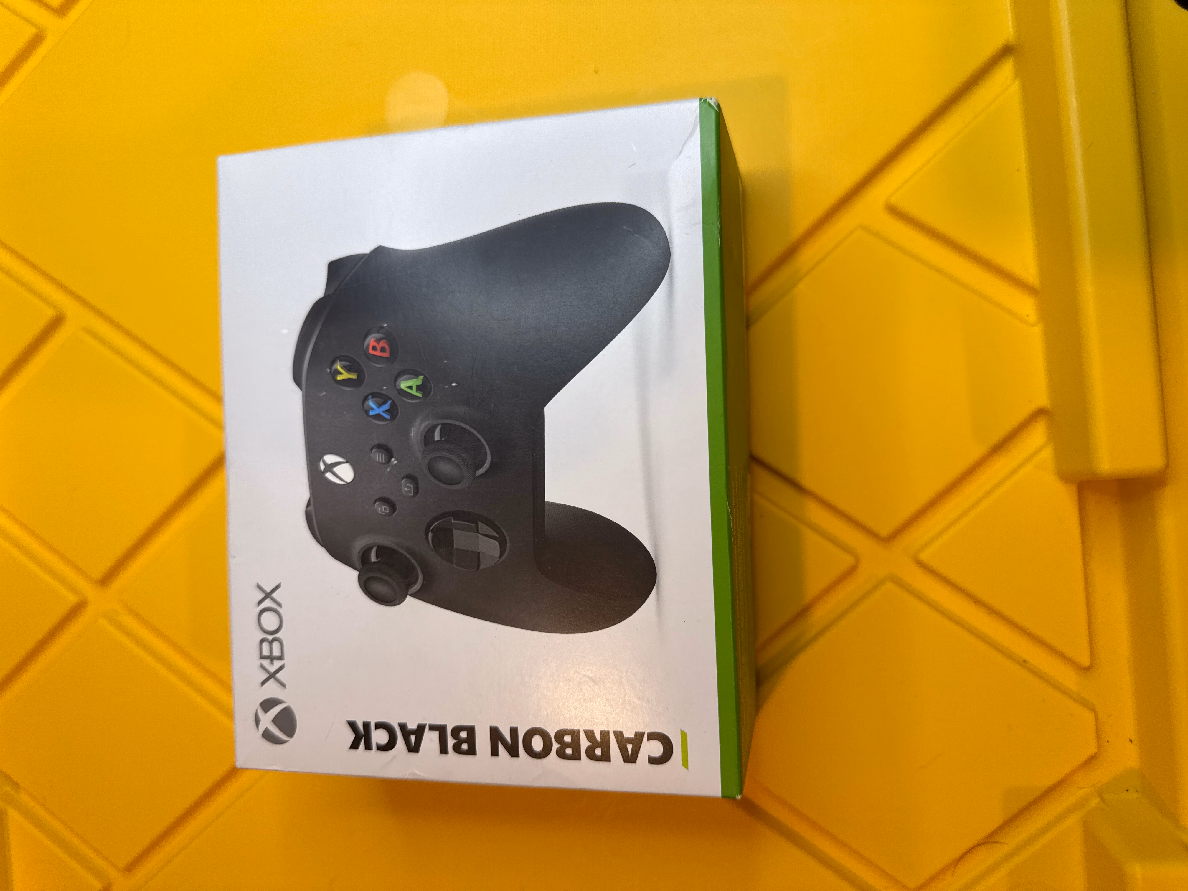 Xbox Wireless Gaming Controller 2025 FireTV Sticks Carbon Black thumbnail 2