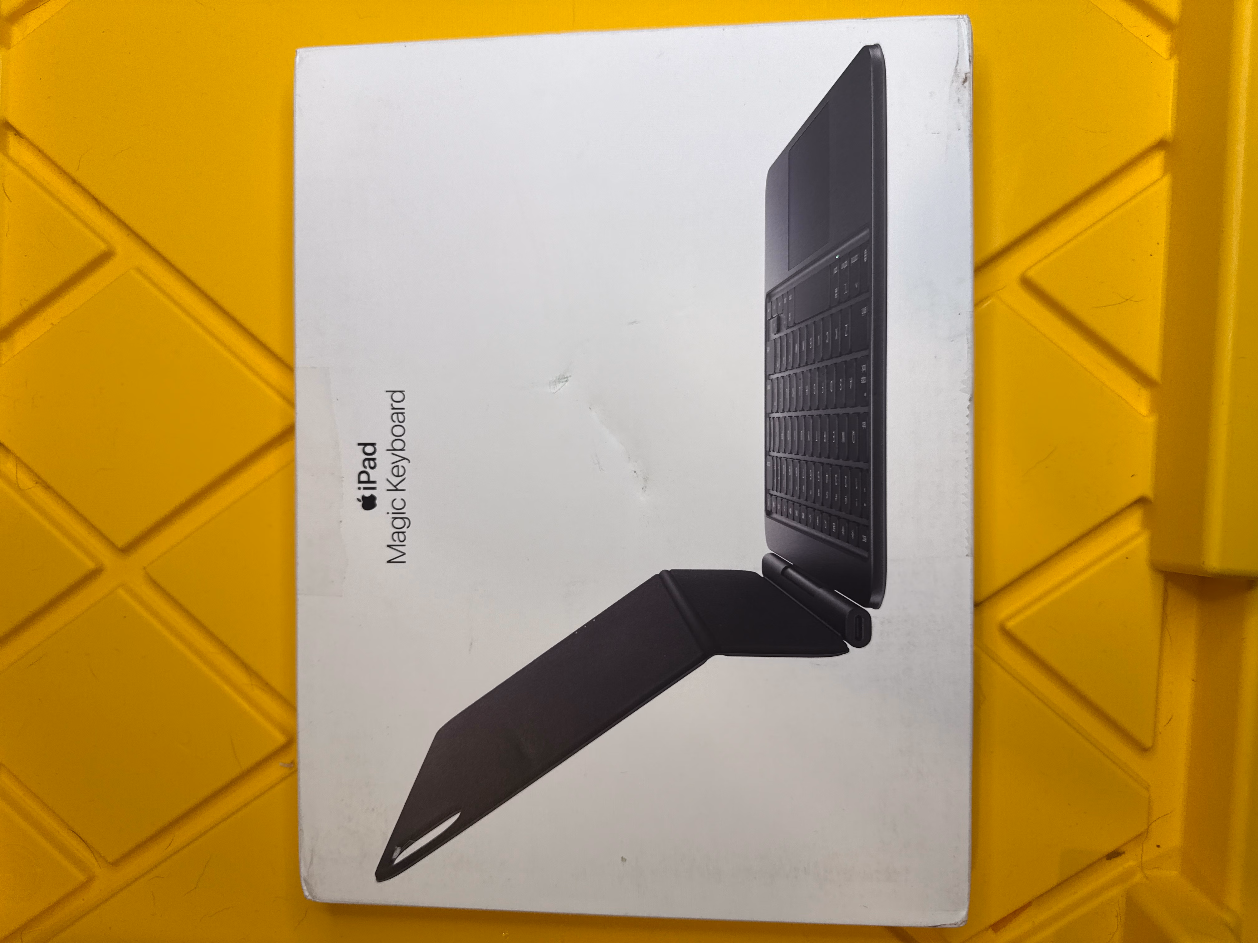 Apple iPad Magic Keyboard Case for iPad Pro MWR23LL/A Black | Unit 2700 thumbnail 2