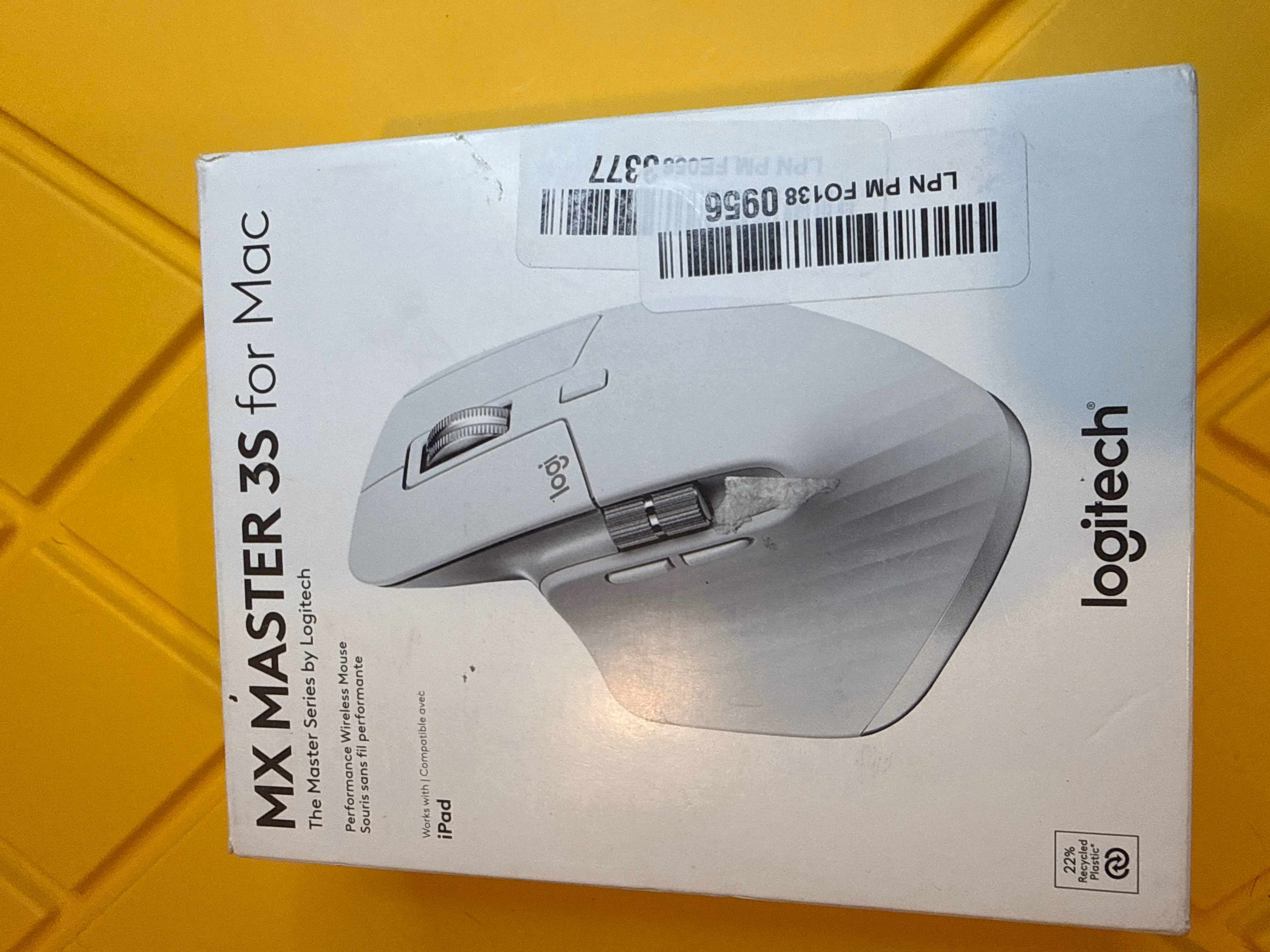 Logitech MX Master 3S for Mac Quiet Clicks 8K DPI Pale Grey thumbnail 2