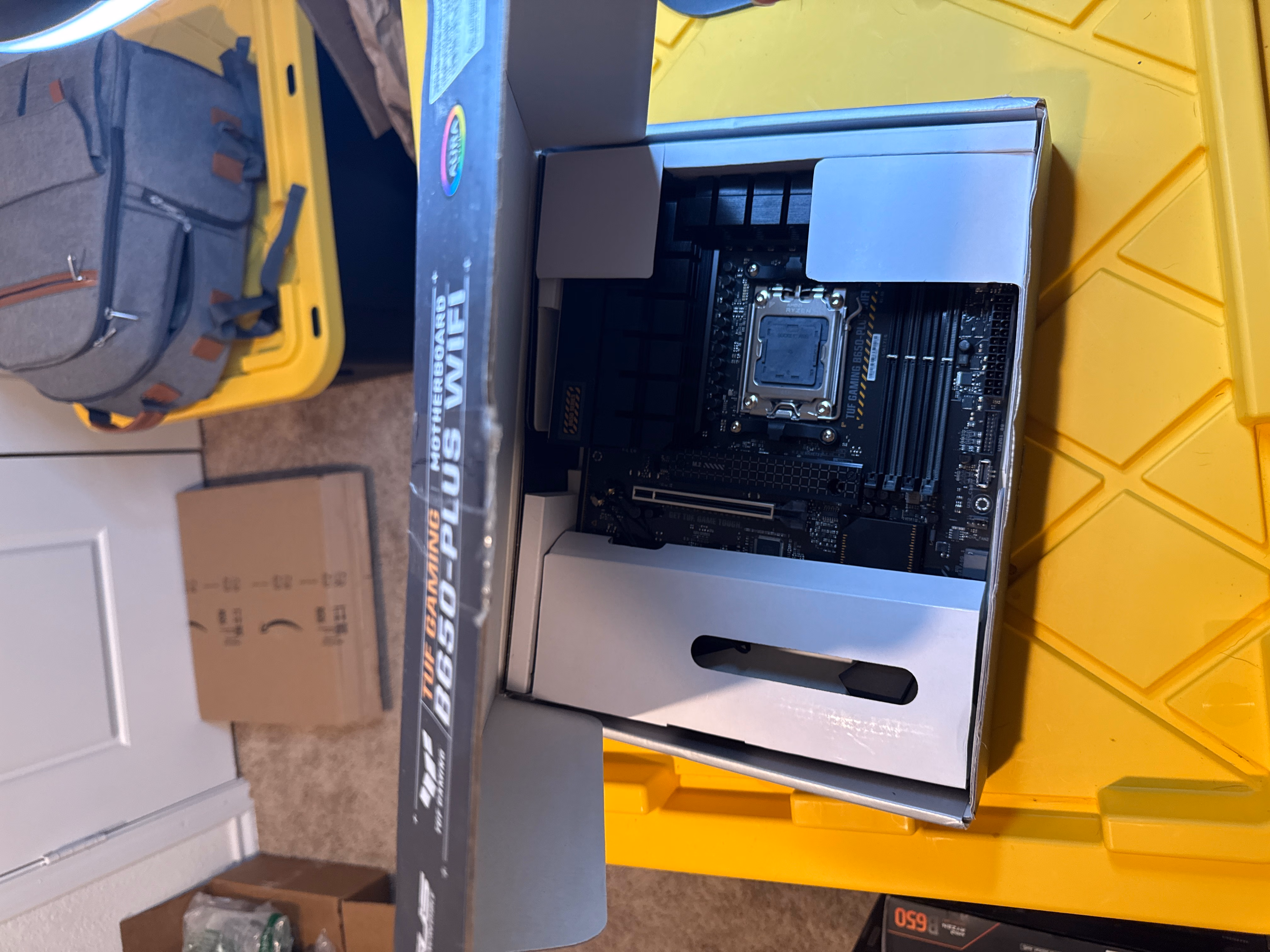 ASUS TUF Gaming B650-PLUS WiFi AMD B650 AM5 Ryzen™ Desktop 9000 8000 and 7000 thumbnail 3