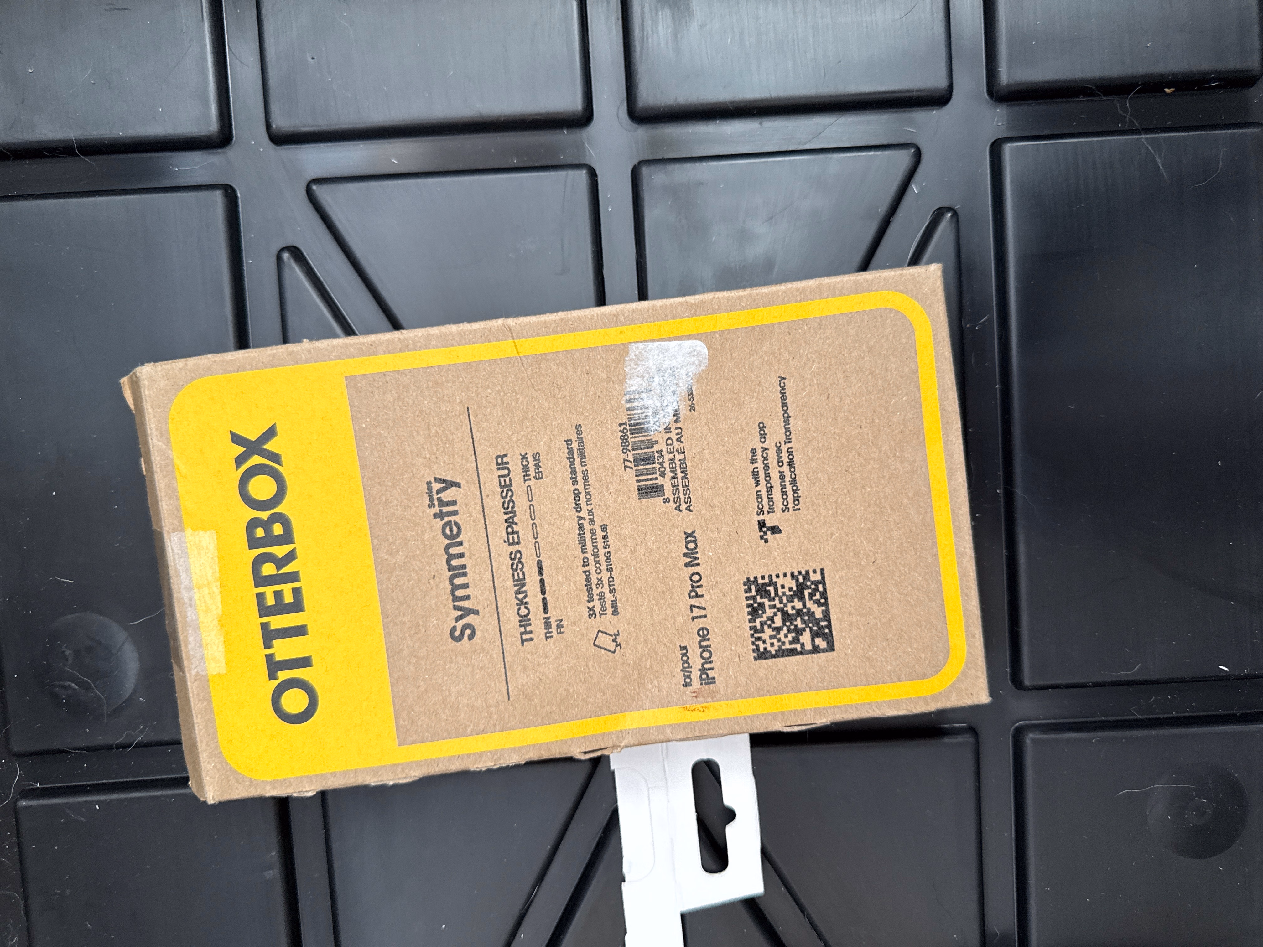 OtterBox iPhone 17 Pro Max Symmetry Series Clear Case 77-98861 thumbnail 3