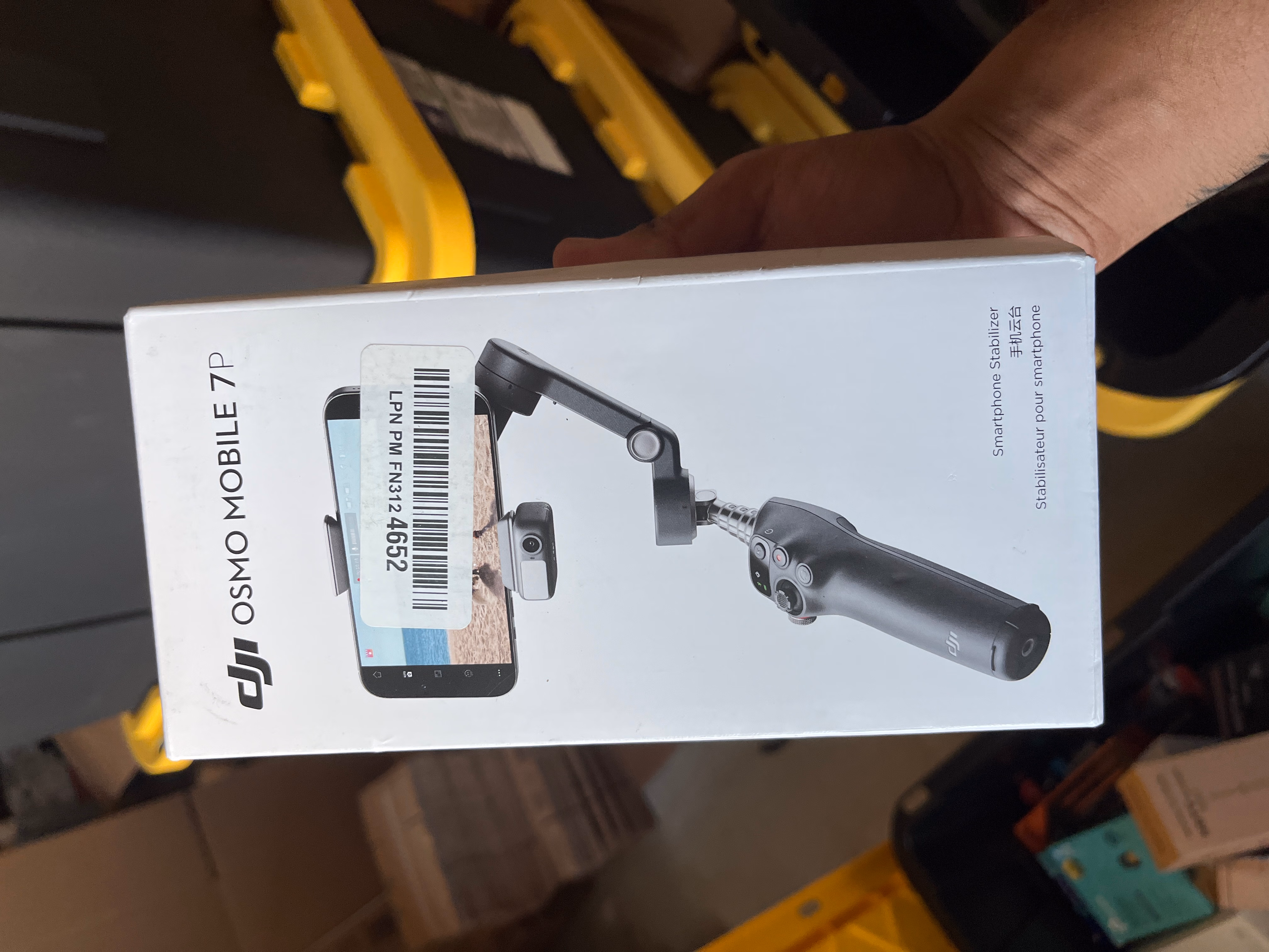 DJI Osmo Mobile 7P Gimbal Stabilizer for iPhone Native Tracking 3-Axis thumbnail 2