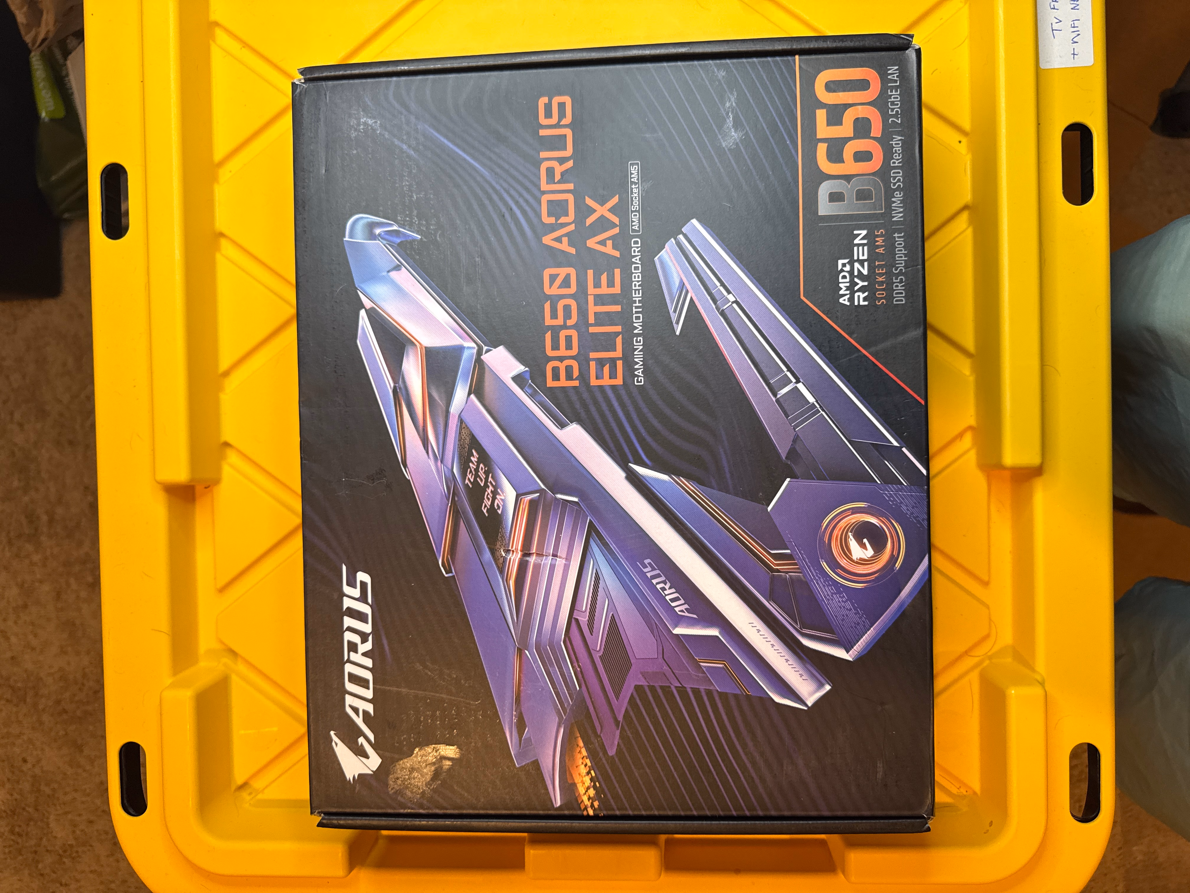 GIGABYTE B650 AORUS Elite AX AM5/LGA 1718/ AMD B650/ATX/ thumbnail 2
