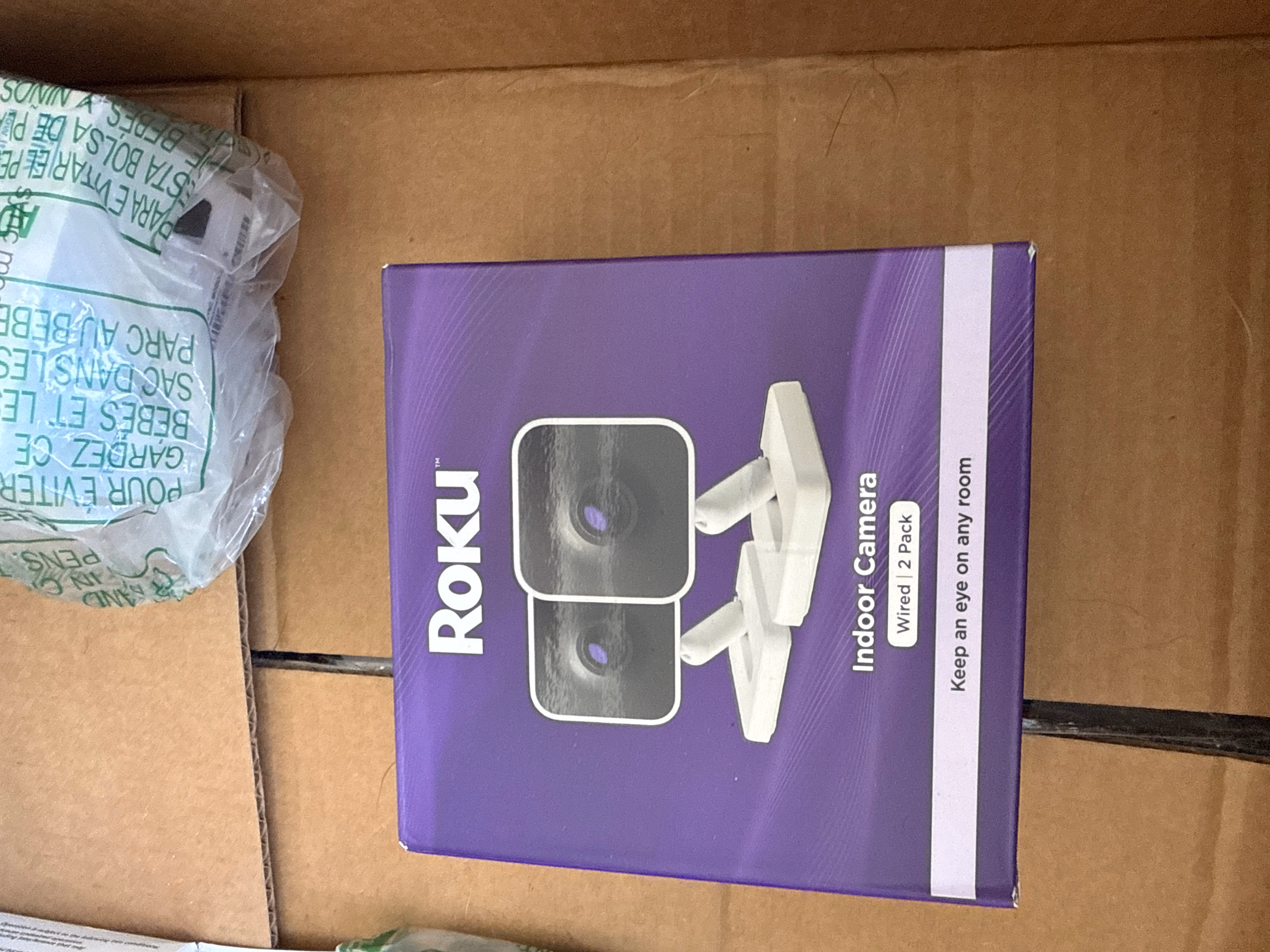 Roku Indoor Camera Home Security 2-Pack WDR WiFi 6 thumbnail 2