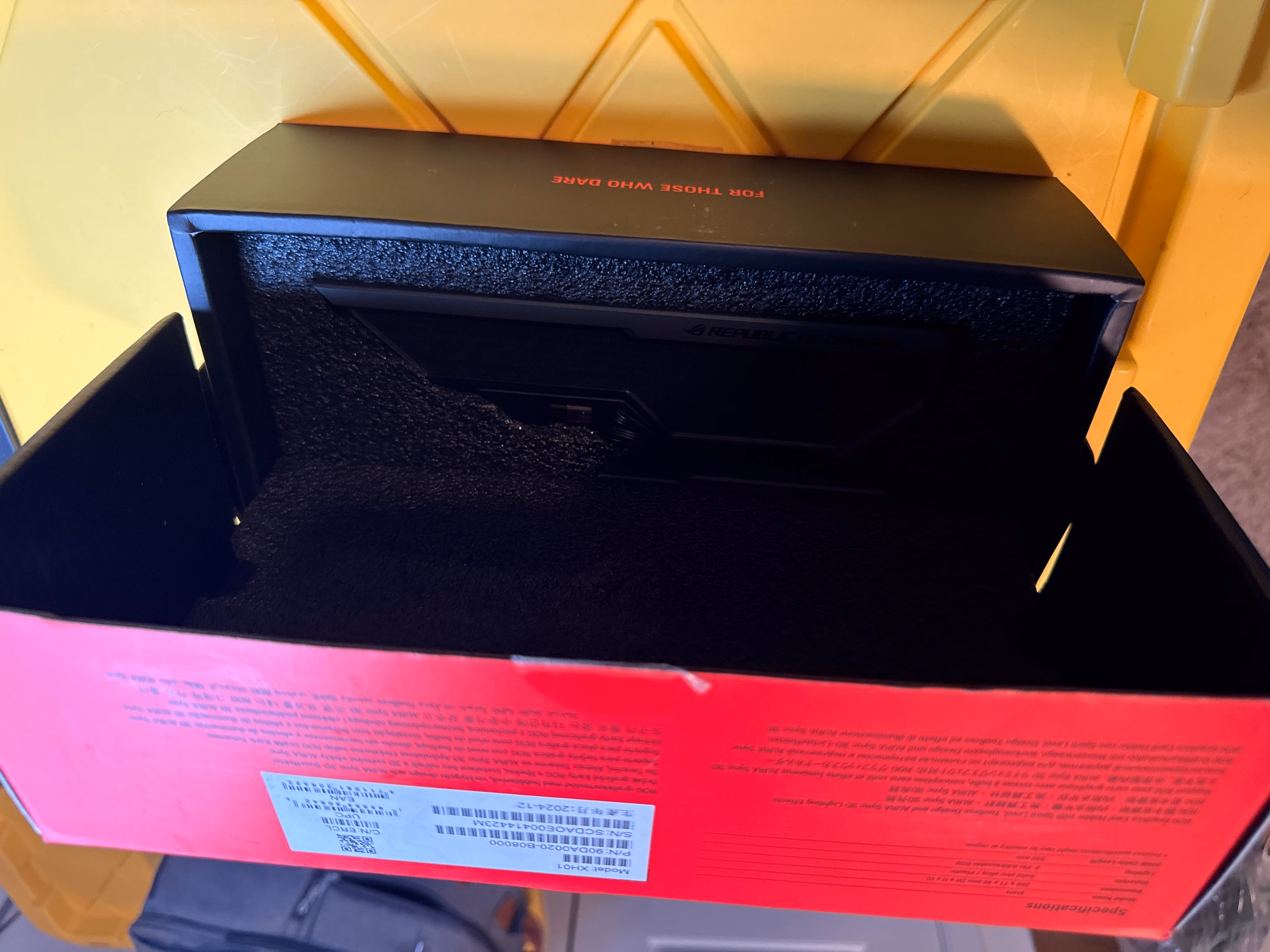 ASUS ROG Herculx Graphics Card Anti-Sag Aura Sync RGB thumbnail 3