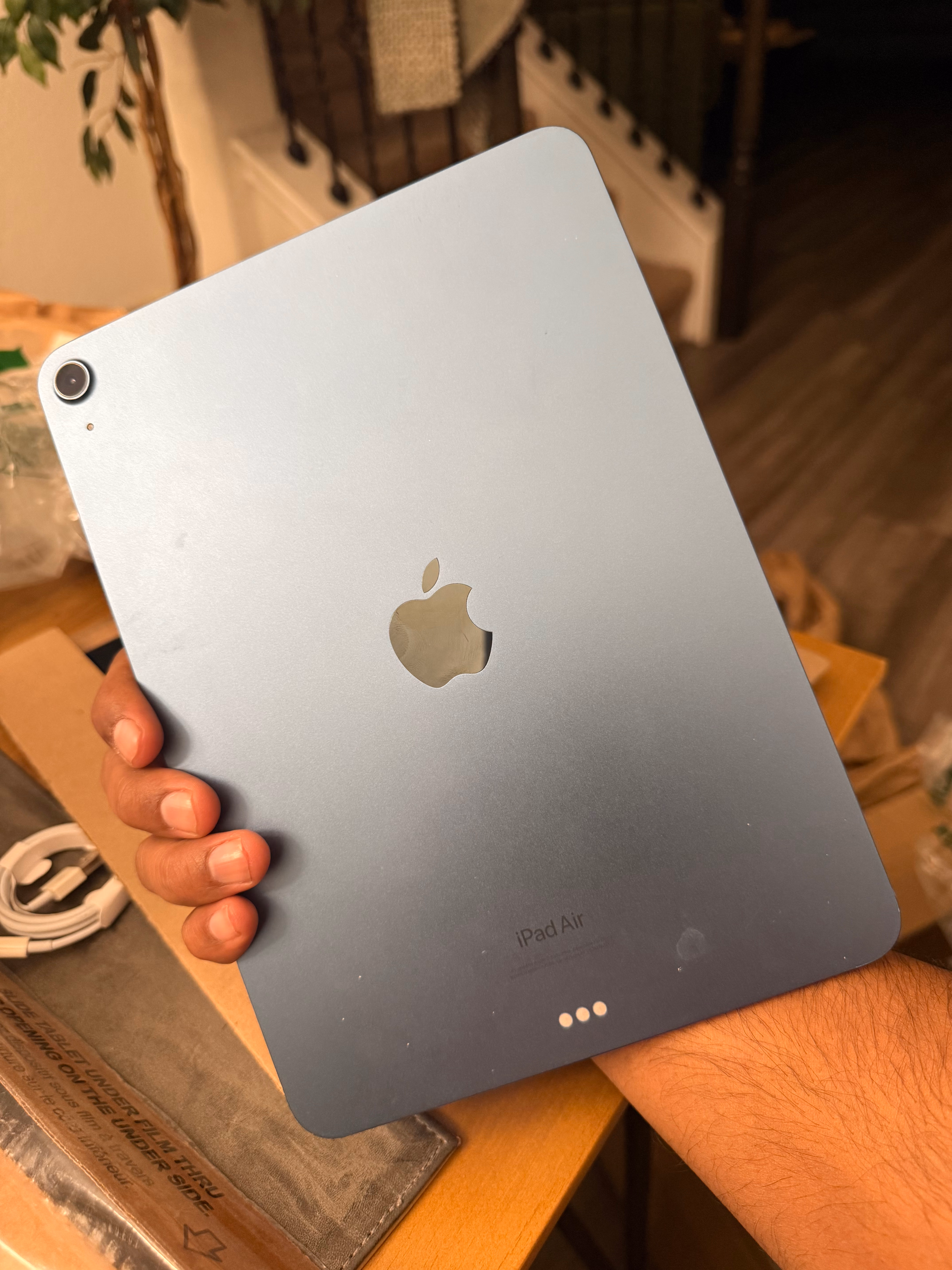 Apple Early 2022 iPad Air 5th Gen (10.9-inch, Wi-Fi, 64GB) Blue (Amazon Renewed) thumbnail 3