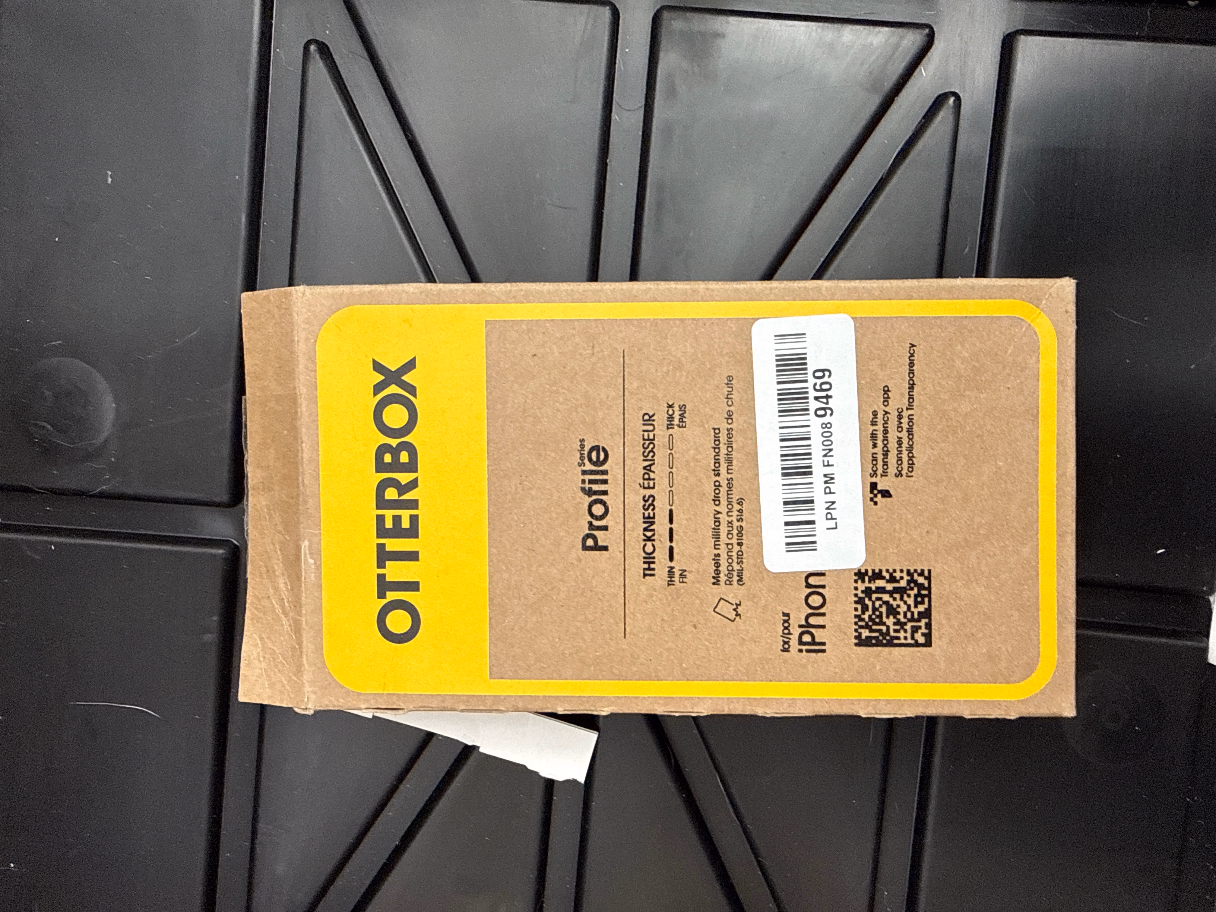 OtterBox iPhone 17 Profile Series Case 77-99390 Black Crystal thumbnail 2