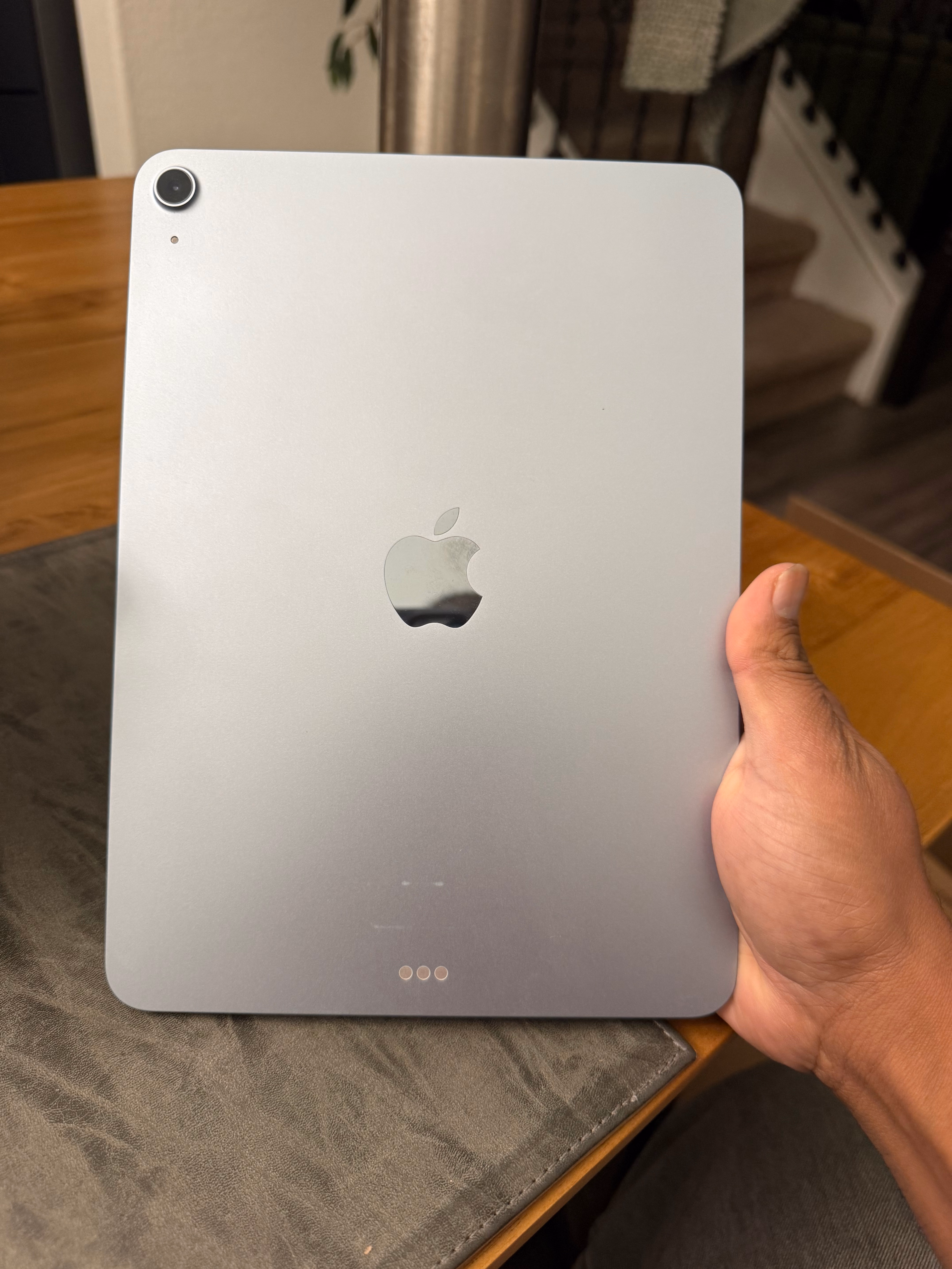 Apple iPad Air 11-inch with M3 chip Built for Apple Intelligence, Liquid Retina Display, 256GB, 12MP Front/Back Camera, Wi-Fi 6E, Touch ID, All-Day Battery Life — Blue thumbnail 3