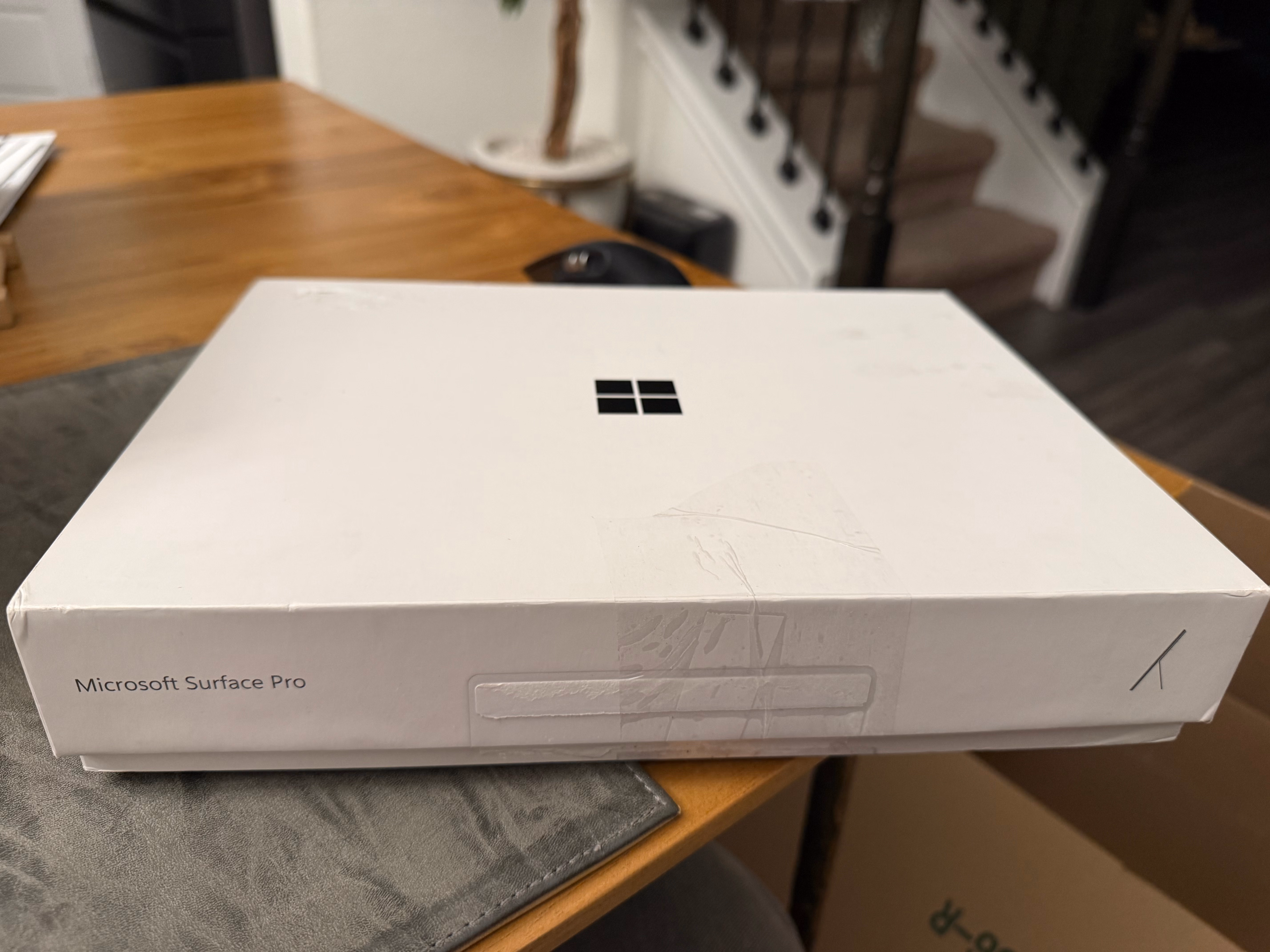 Microsoft Surface Pro 2-in-1 Laptop/Tablet (2024), Windows 11 Copilot+ PC, 13" Touchscreen LCD Display, Snapdragon X Plus (10 Core), 16GB RAM, 256GB Storage, 5G Connectivity, Platinum thumbnail 4