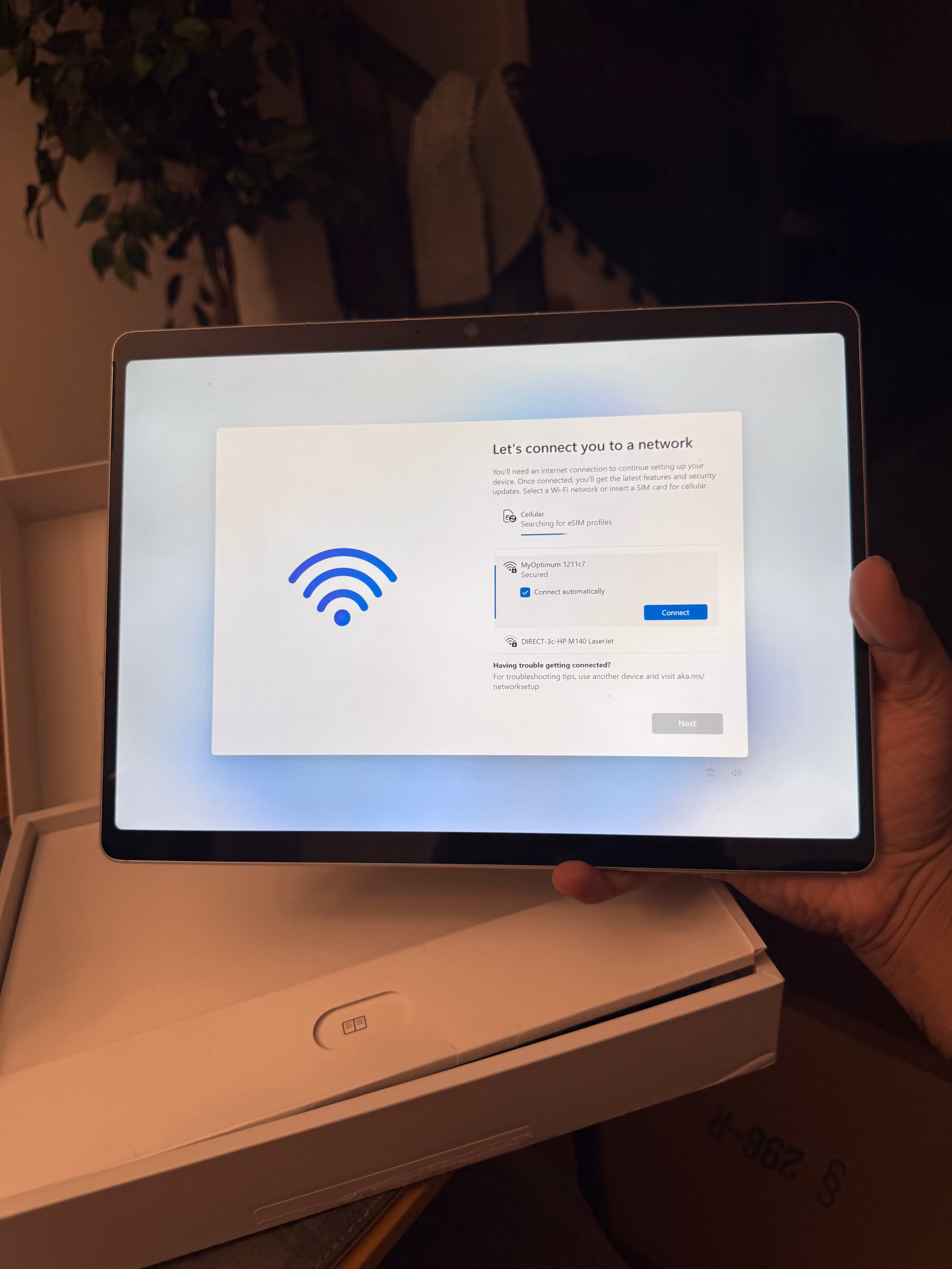 Microsoft Surface Pro 2-in-1 Laptop/Tablet (2024), Windows 11 Copilot+ PC, 13" Touchscreen LCD Display, Snapdragon X Plus (10 Core), 16GB RAM, 256GB Storage, 5G Connectivity, Platinum thumbnail 3