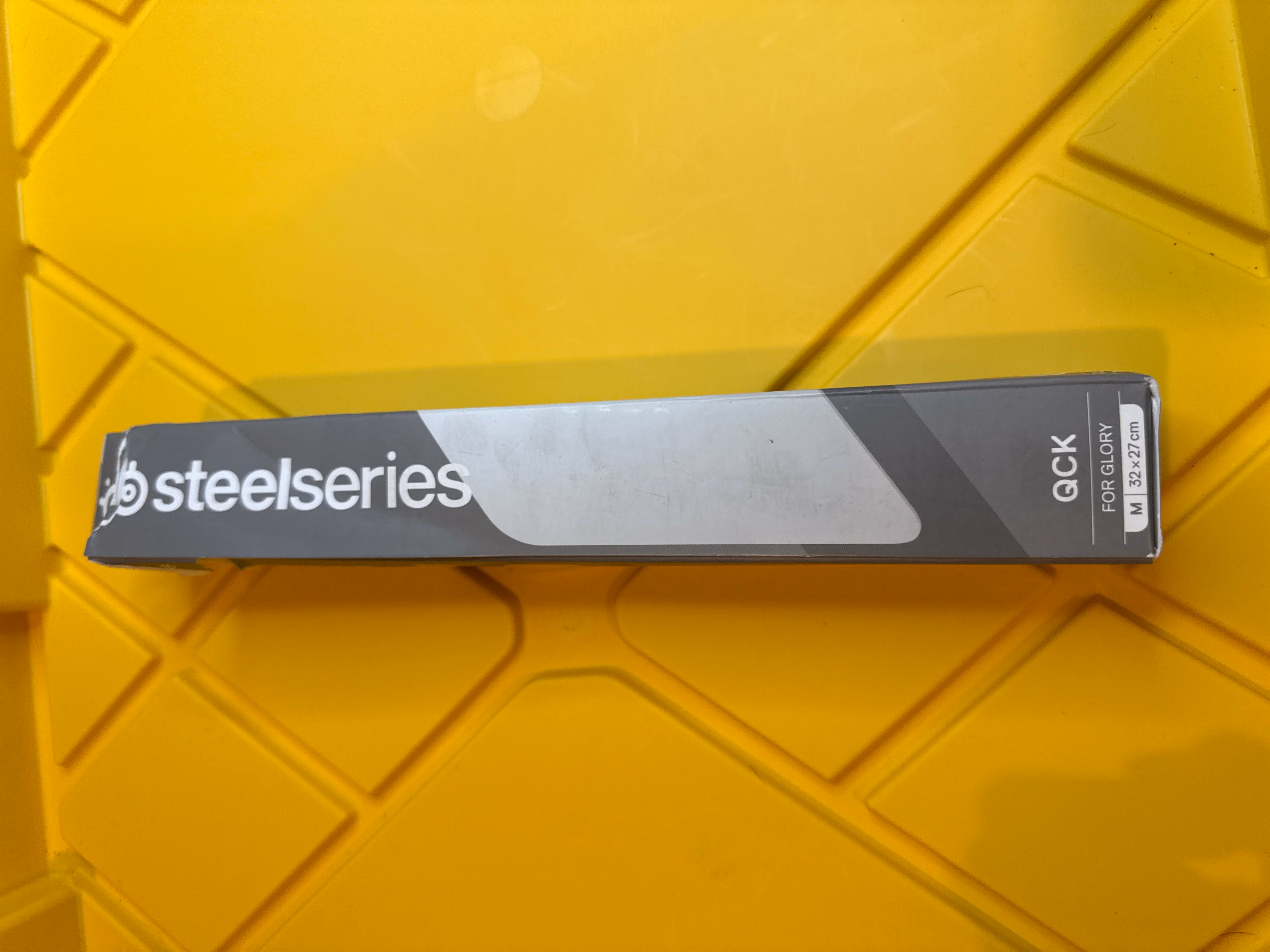 SteelSeries QcK Cloth Gaming Mouse Pad 63461 White thumbnail 2