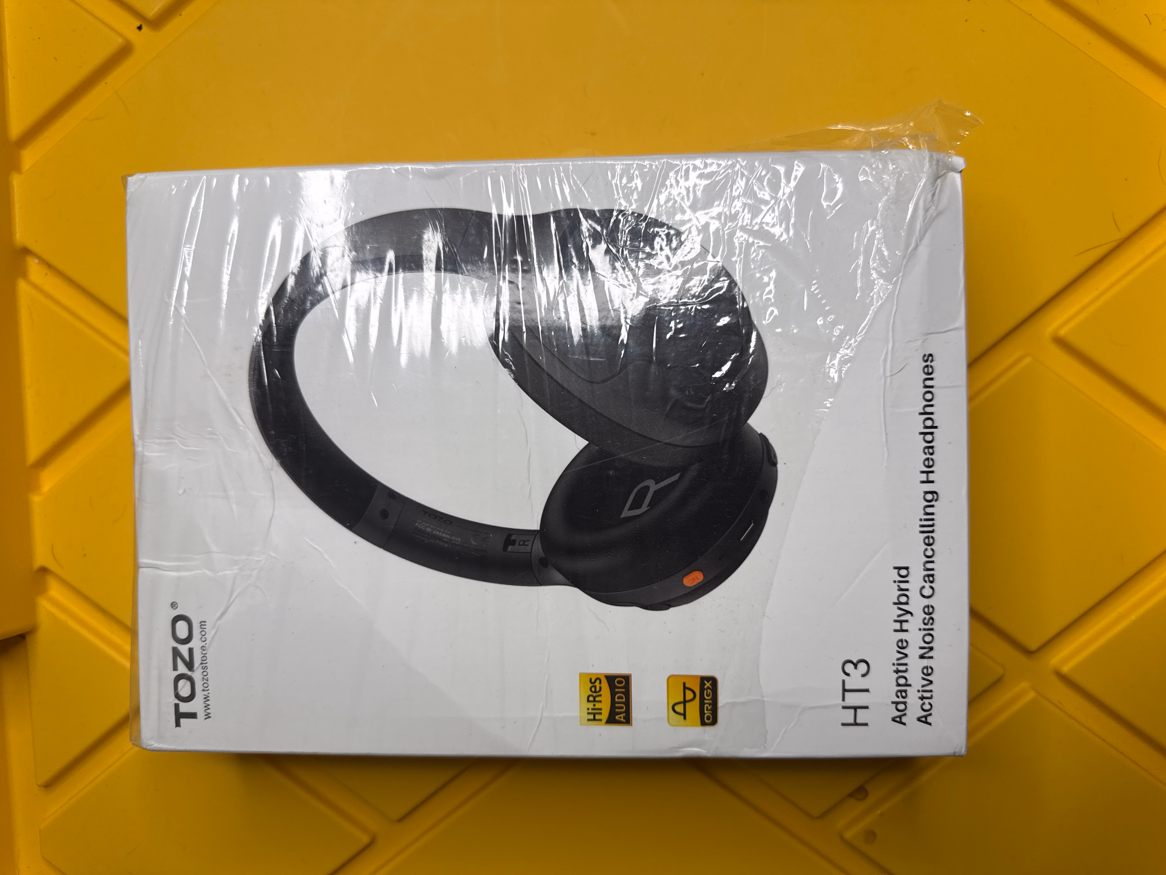 TOZO HT3 Hybrid Noise Cancelling Headphones thumbnail 2