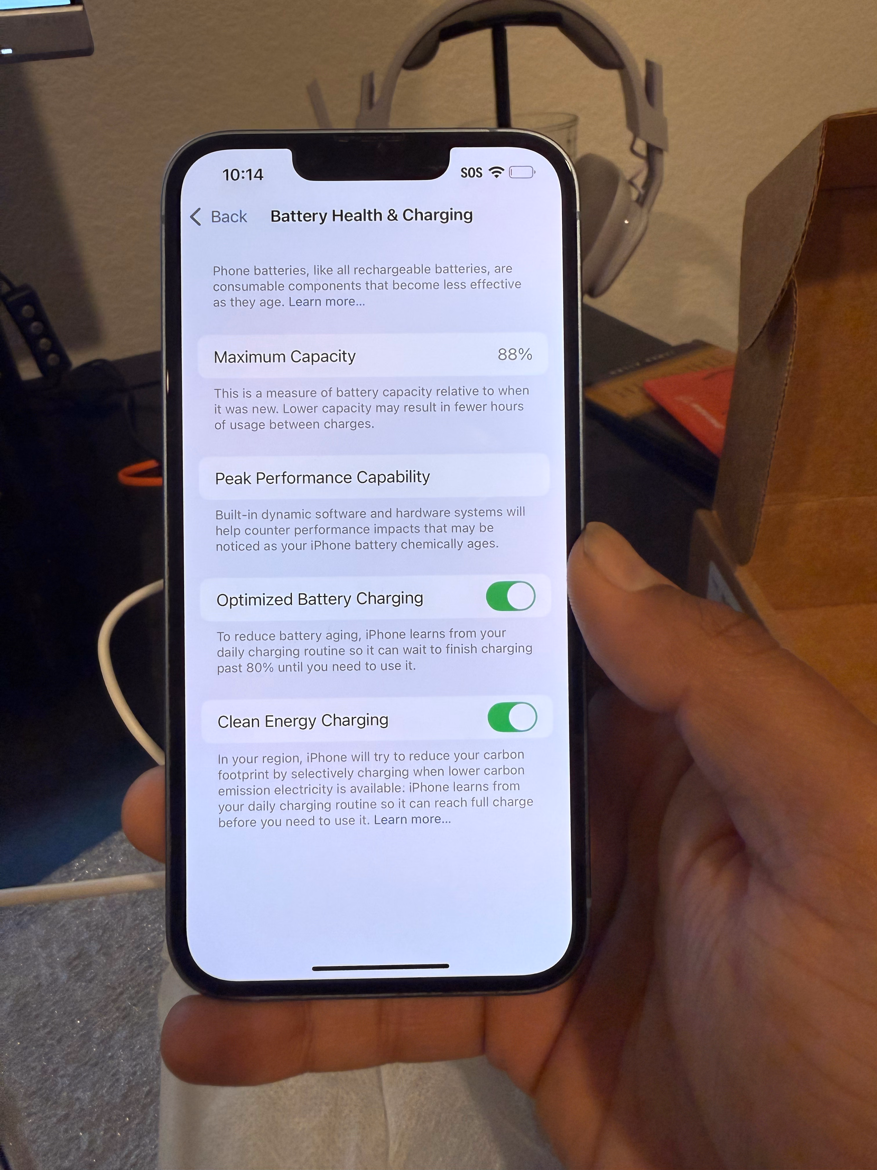 Apple iPhone 14, 128GB, Blue - Unlocked (Amazon Renewed) thumbnail 3