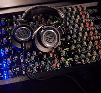 Audio-Technica ATH-AVC200 SonicPro Over-Ear Closed-Back Dynamic Headphones Black thumbnail 2