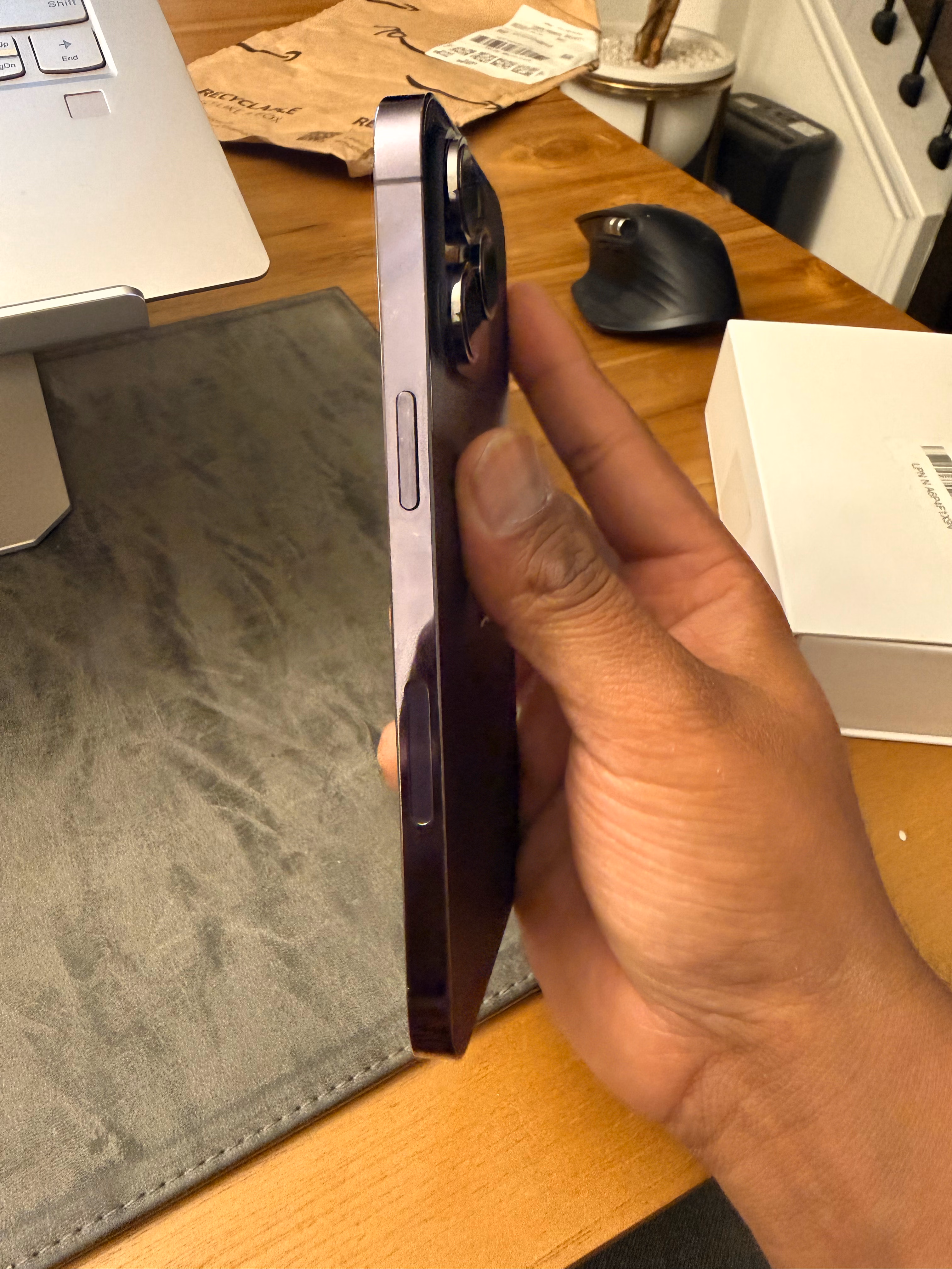 Apple iPhone 14 Pro Max, 256GB, Deep Purple - Unlocked (Amazon Renewed) thumbnail 4