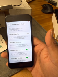 Apple iPhone SE 3rd Gen, 128GB, Midnight - Unlocked (Amazon Renewed Premium) thumbnail 3