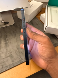 Apple iPhone (Amazon Renewed Premium) 13, 128GB, Midnight - Unlocked thumbnail 3