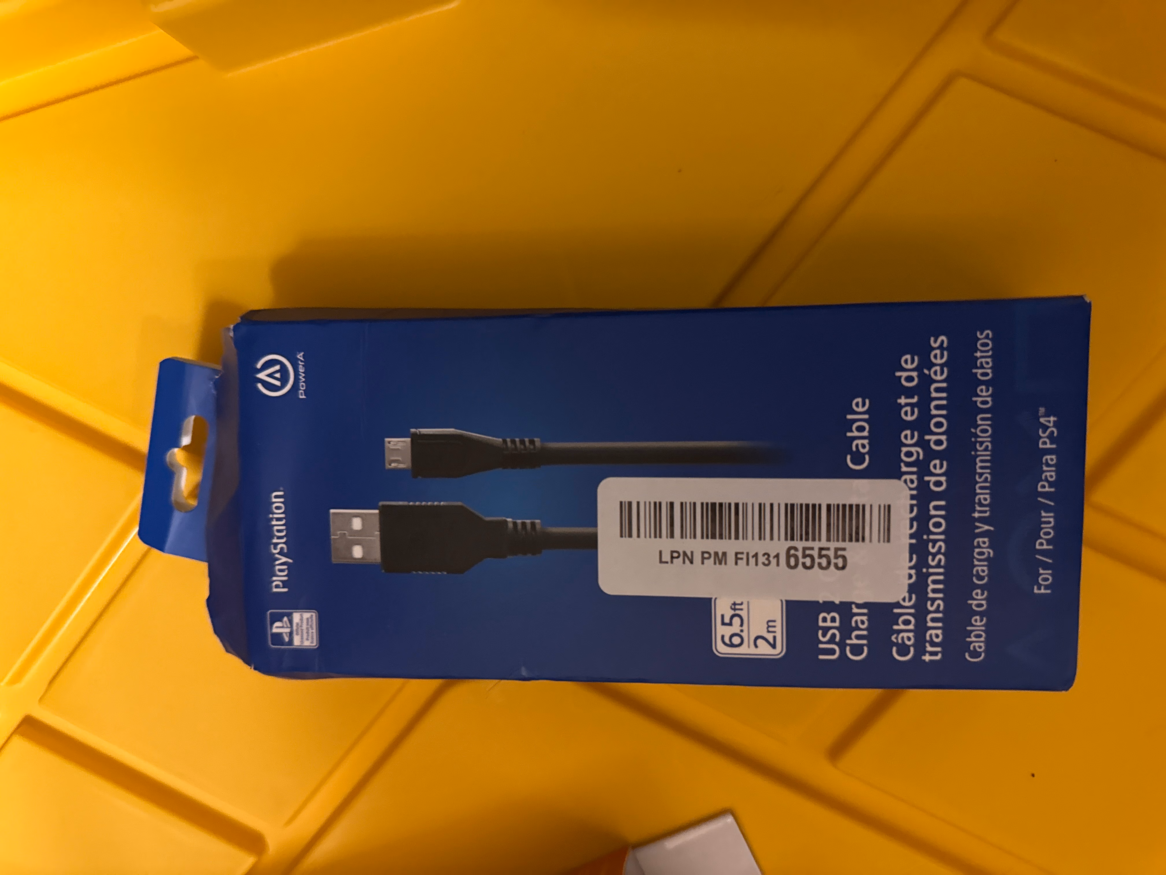 PowerA USB Charging Cable for Playstation 4 thumbnail 2