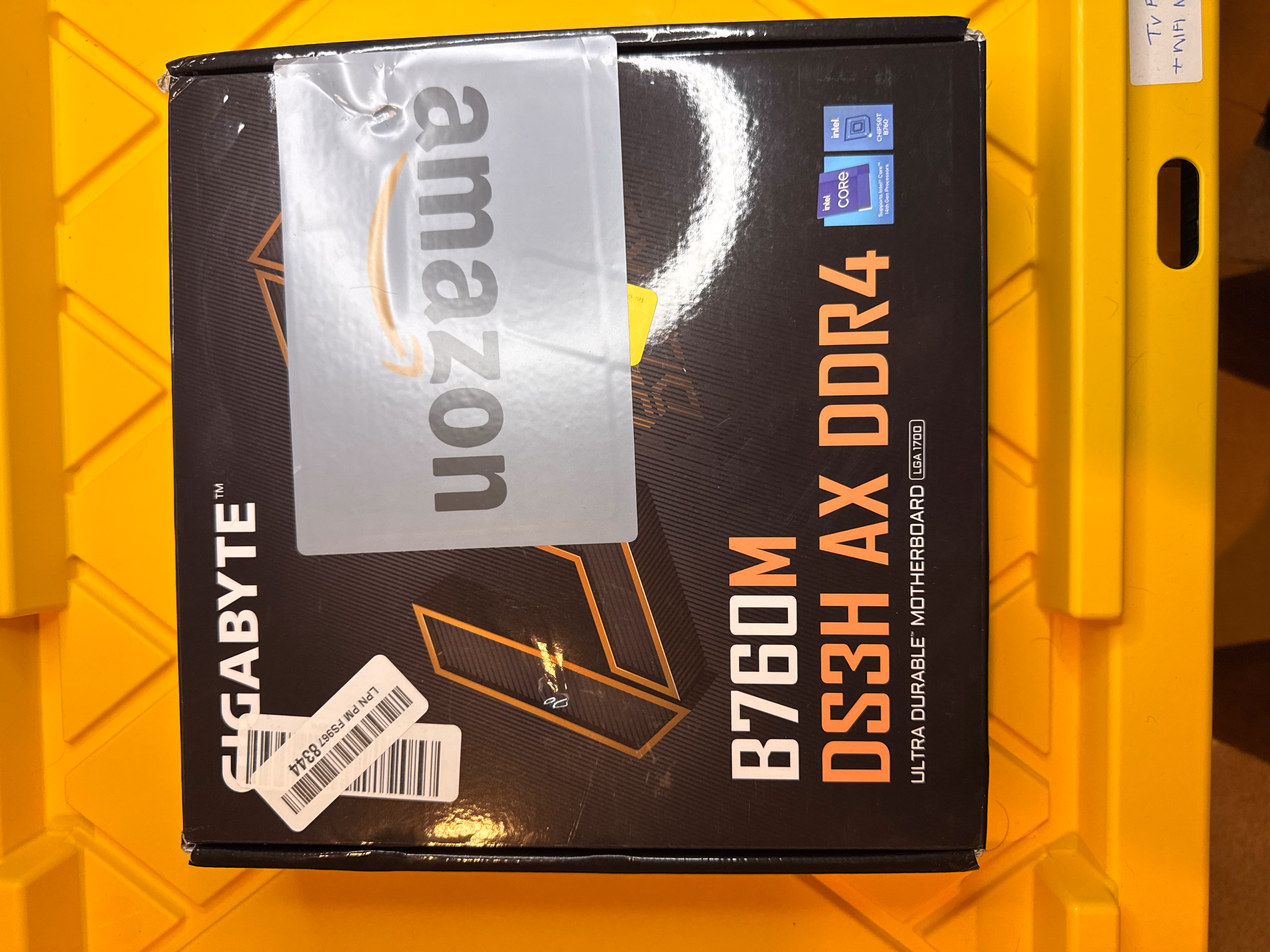 GIGABYTE B760M DS3H AX DDR4 LGA 1700/ Intel/ B760/ M-ATX/ thumbnail 2