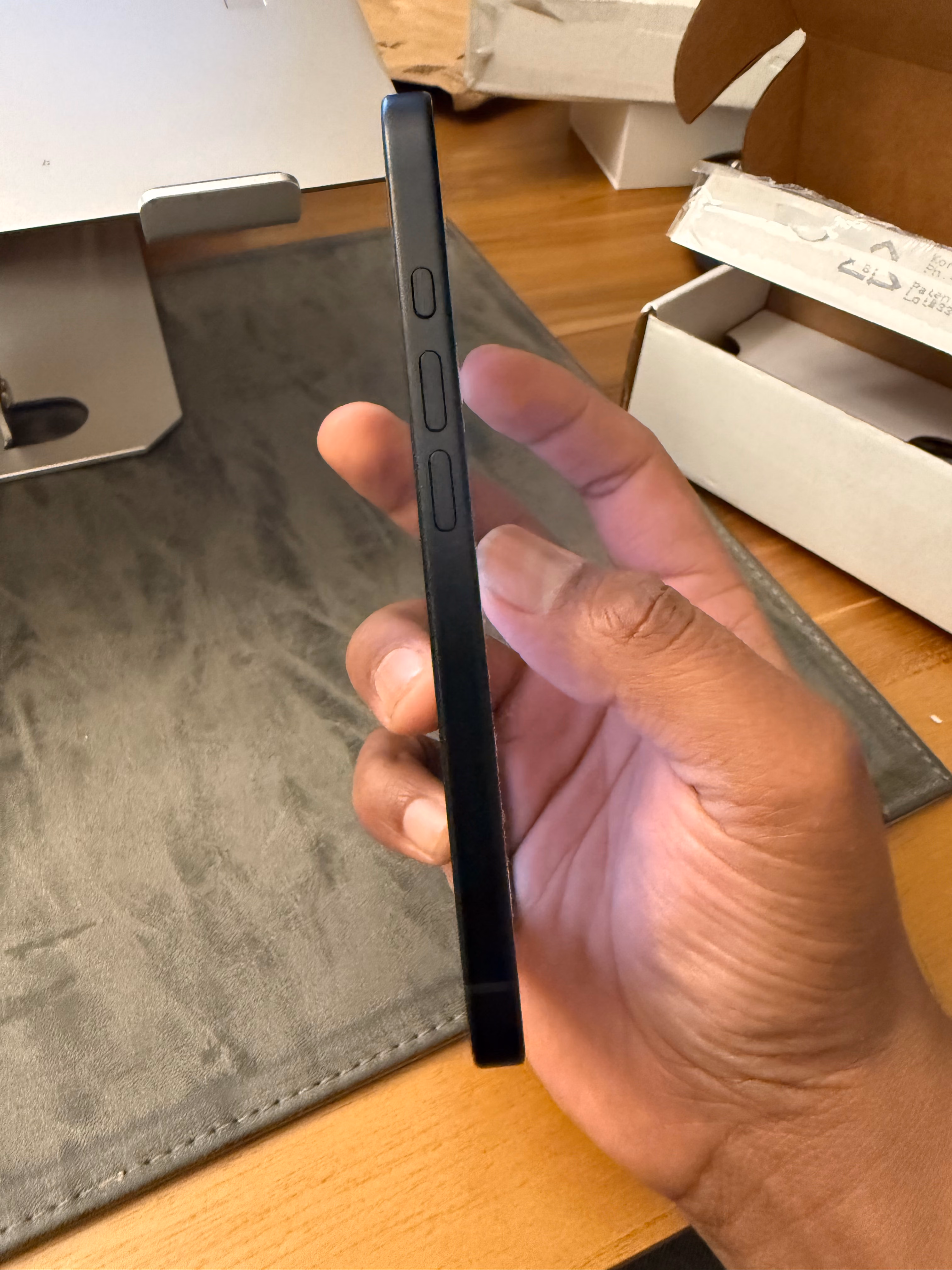 Apple iPhone 16, US Version, 128GB, Black - Unlocked (Amazon Renewed Premium) thumbnail 4