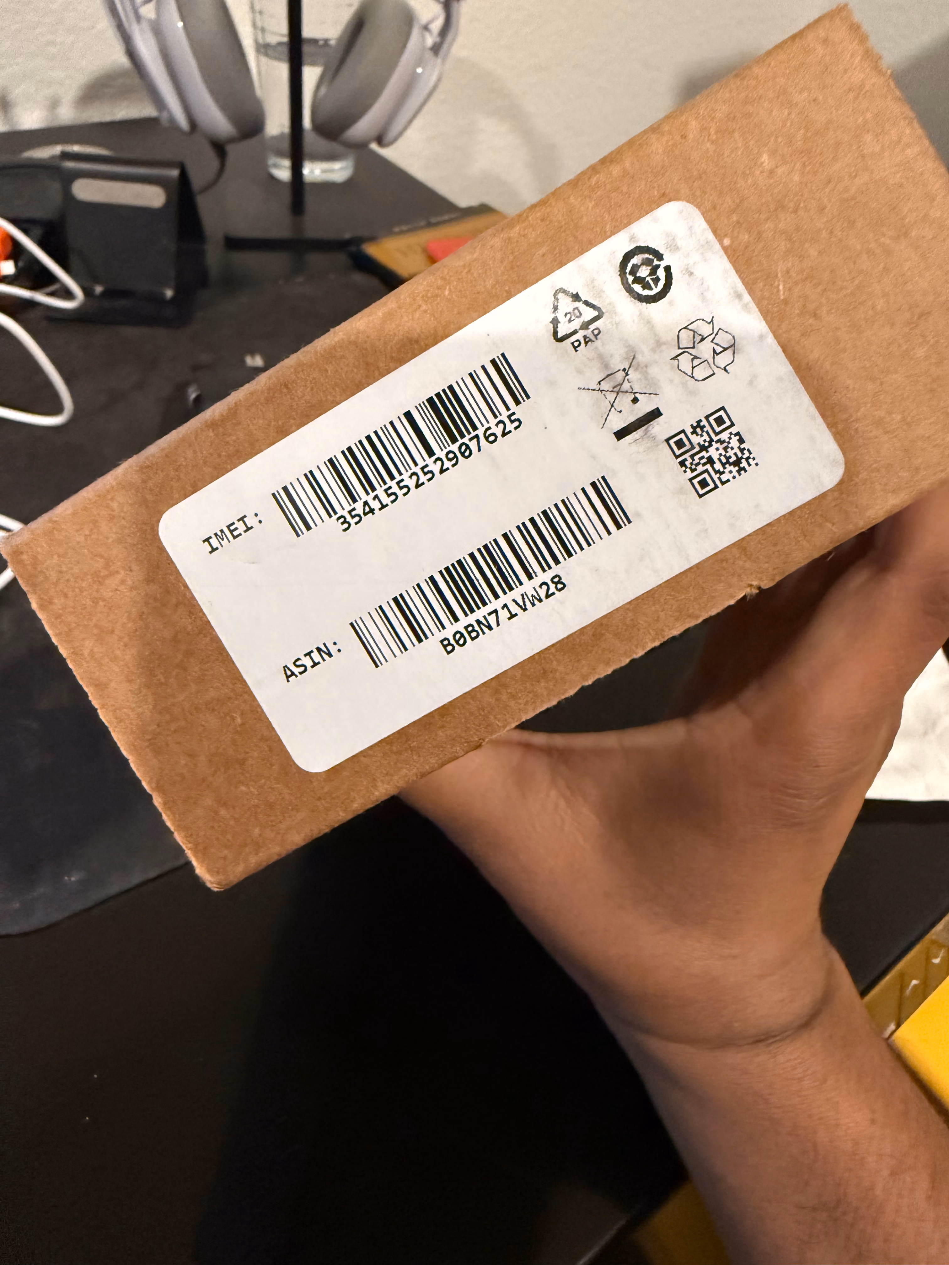 Apple iPhone 14, 128GB, Purple - Unlocked (Amazon Renewed) (Brand New) thumbnail 4