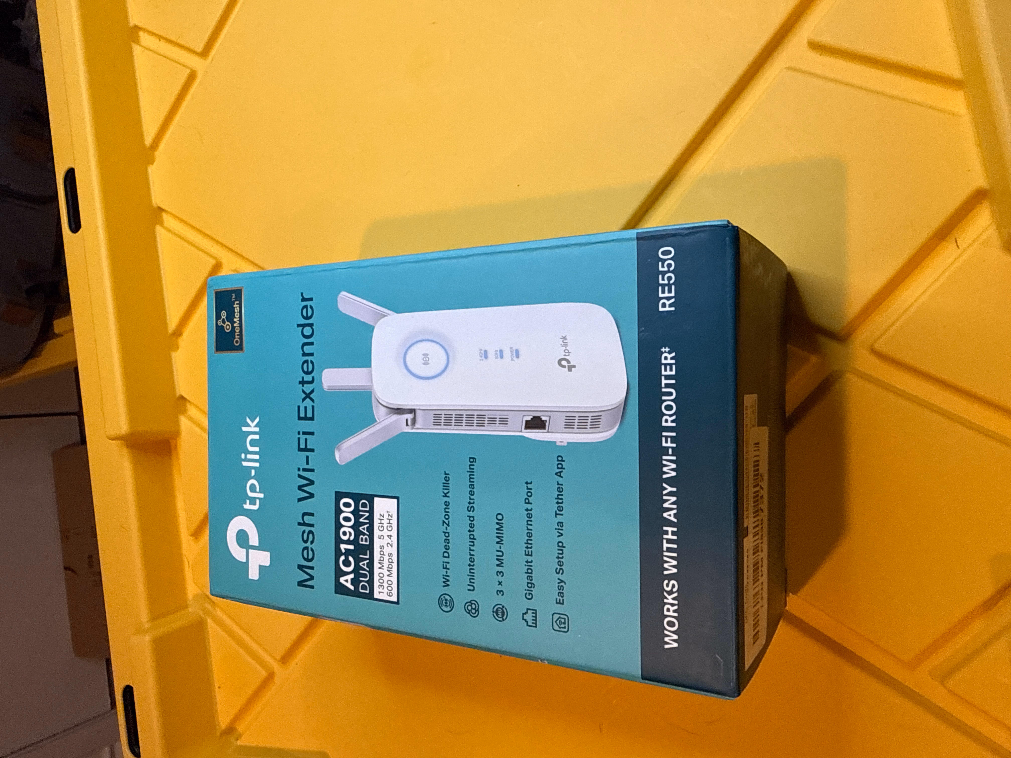 TP-Link AC1900 WiFi Range Extender RE550 32 Devices thumbnail 2